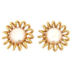 CHANEL Rare Vintage Faux Pearl Flower Clip on Earrings