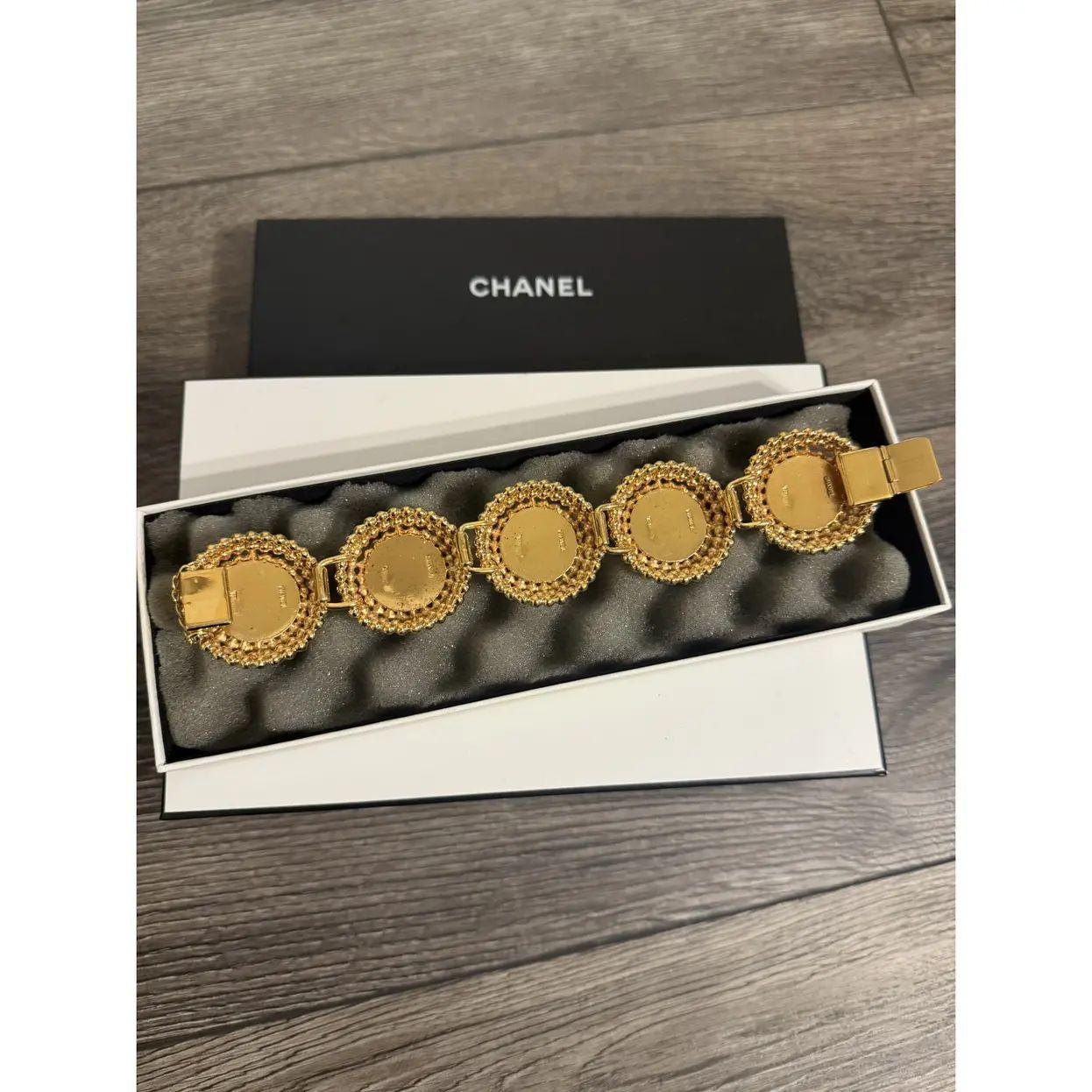 Chanel, raro bracciale d'epoca in oro e perle con logo a cerchio A Link In condizioni buone in vendita a Bellevue, WA