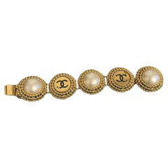 CHANEL Rare Vintage Gold and Pearl CC Circle Logo Link Bracelet