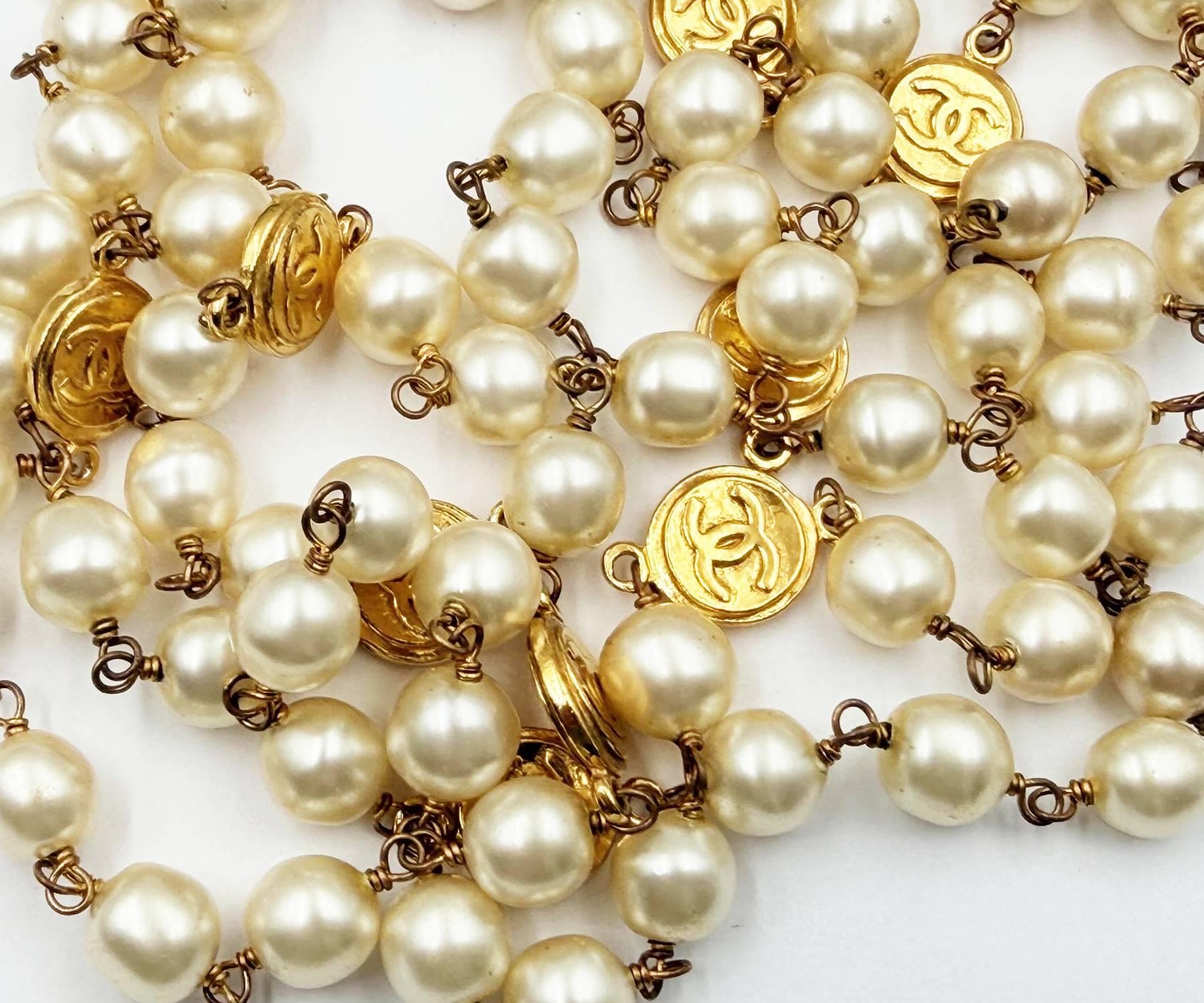 Women's Chanel Rare Vintage Gold Plated CC Coin Super Long Pearl Necklace For Sale