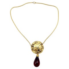 Chanel Raro Collar Lágrima Rojo León CC Chapado en Oro Vintage