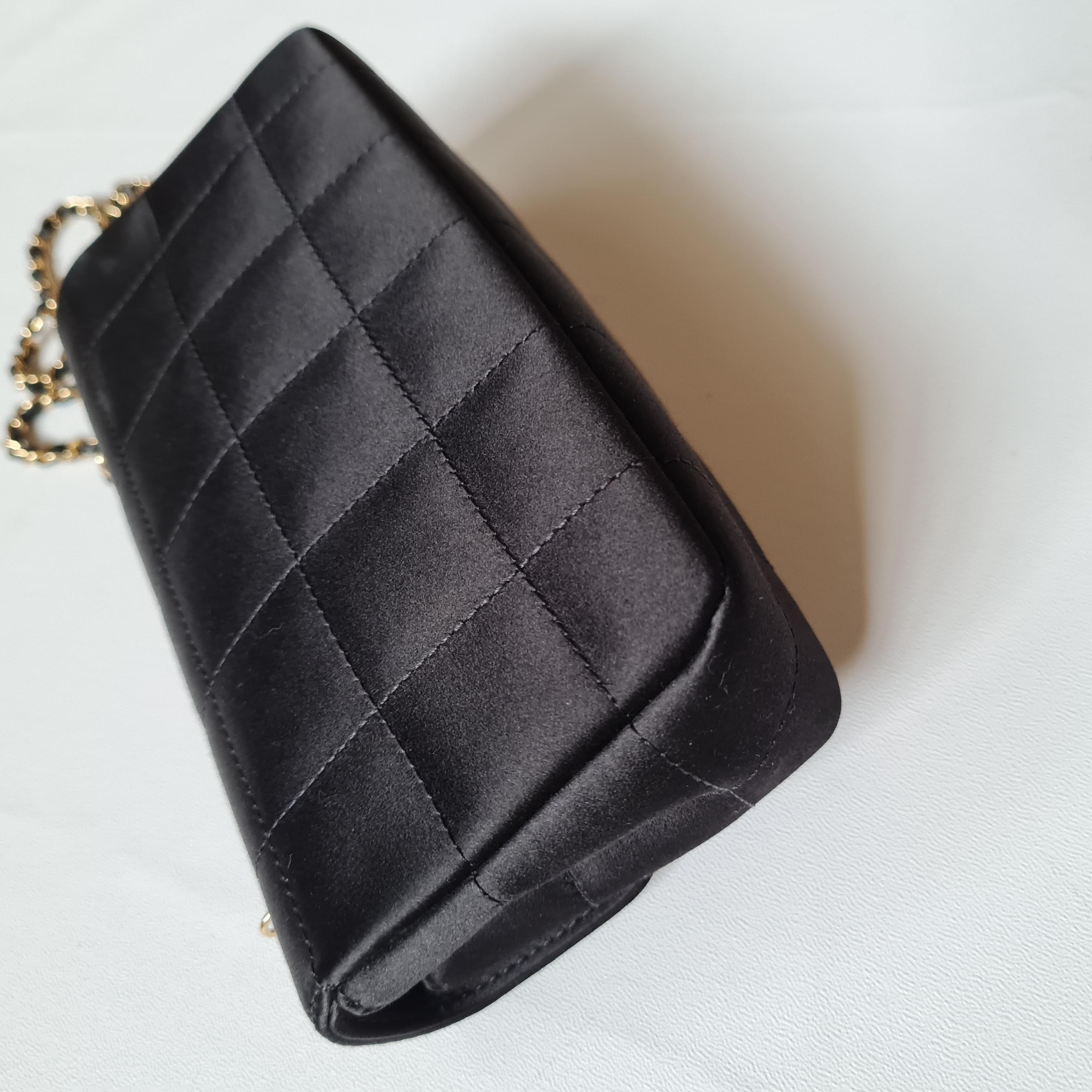 Chanel Vintage Satin Chocolate Bar Quilted Flap Bag 2