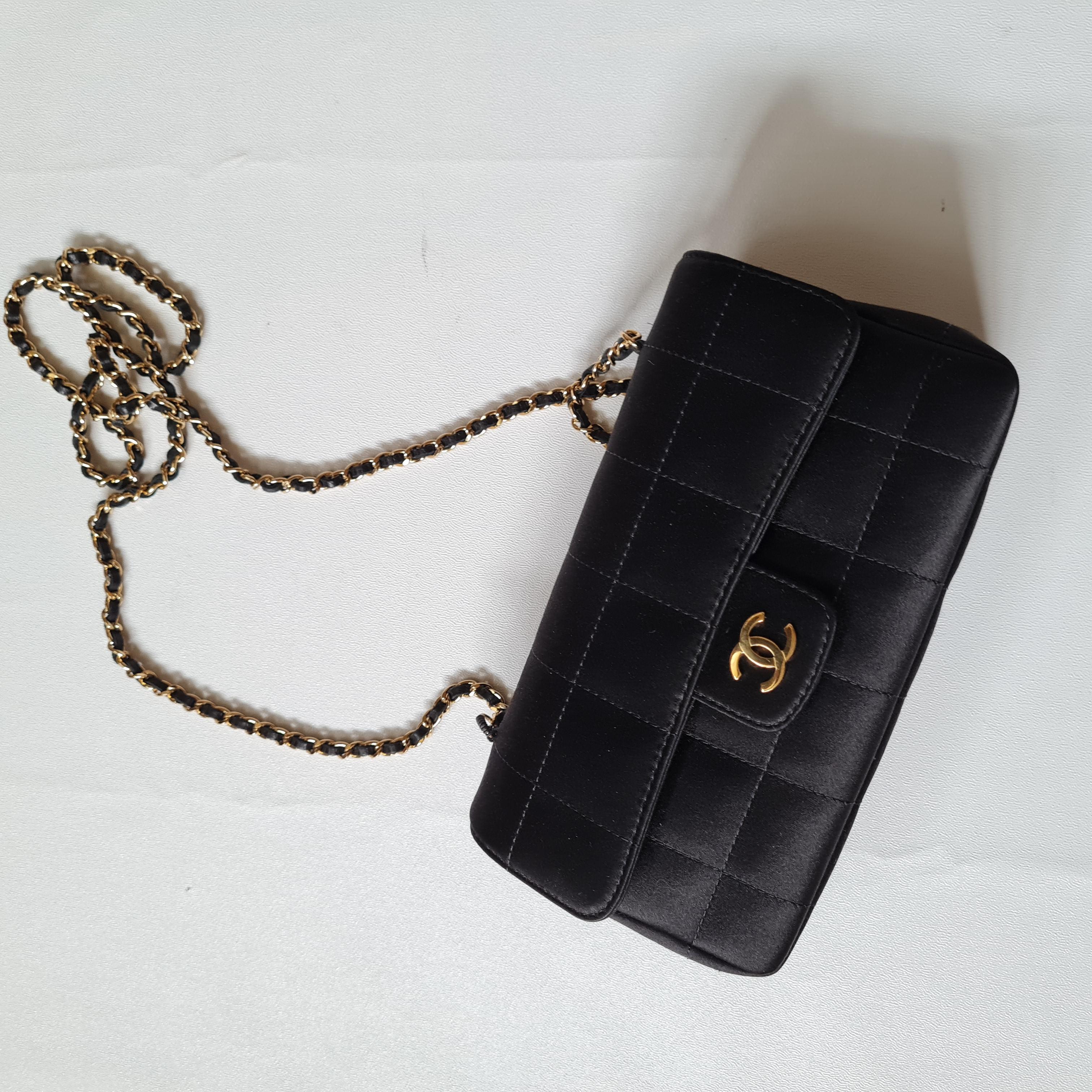 Chanel Vintage Satin Chocolate Bar Quilted Flap Bag 4