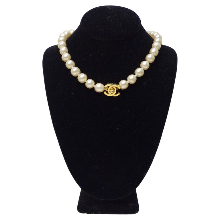 Chanel Rare Vintage Turnlock Pearl Choker Necklace at 1stDibs  classic chanel  pearl necklace, chanel choker pearl, chanel chocker