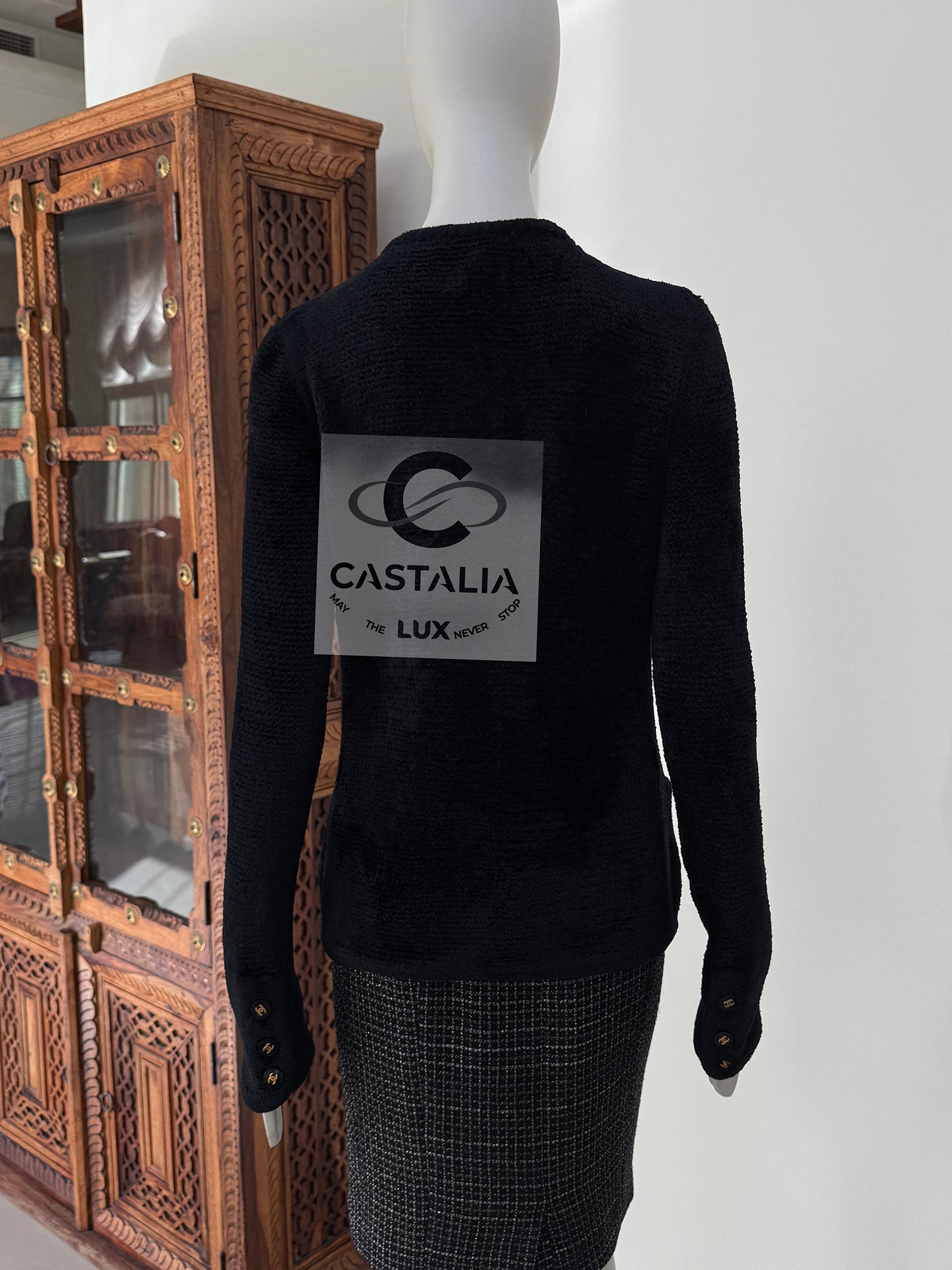 CHANEL Rarefied 1985 Fall Vintage Fluffy  Veste noire 40 FR en vente 4