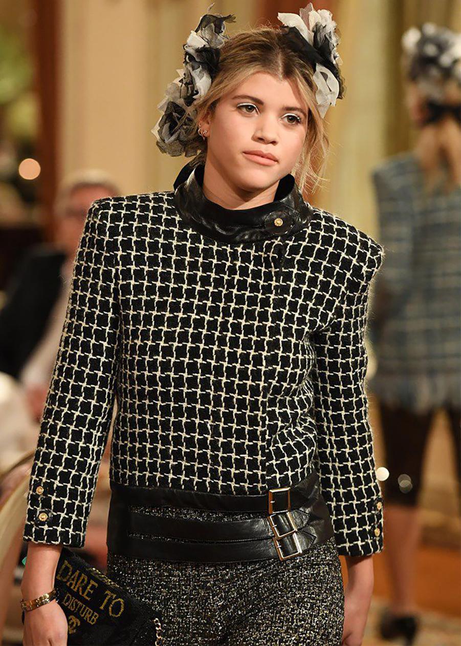 Nero Chanel Rarest CC Dare To Disturb Borsa con lembo di paillettes in vendita