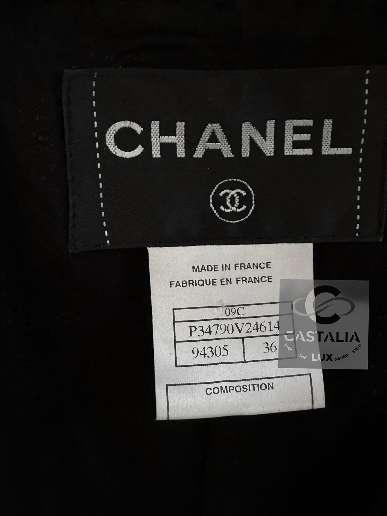 Chanel Rarest Paris / Miami CC Heart Patches Black Tweed Jacket 36 FR For Sale 11