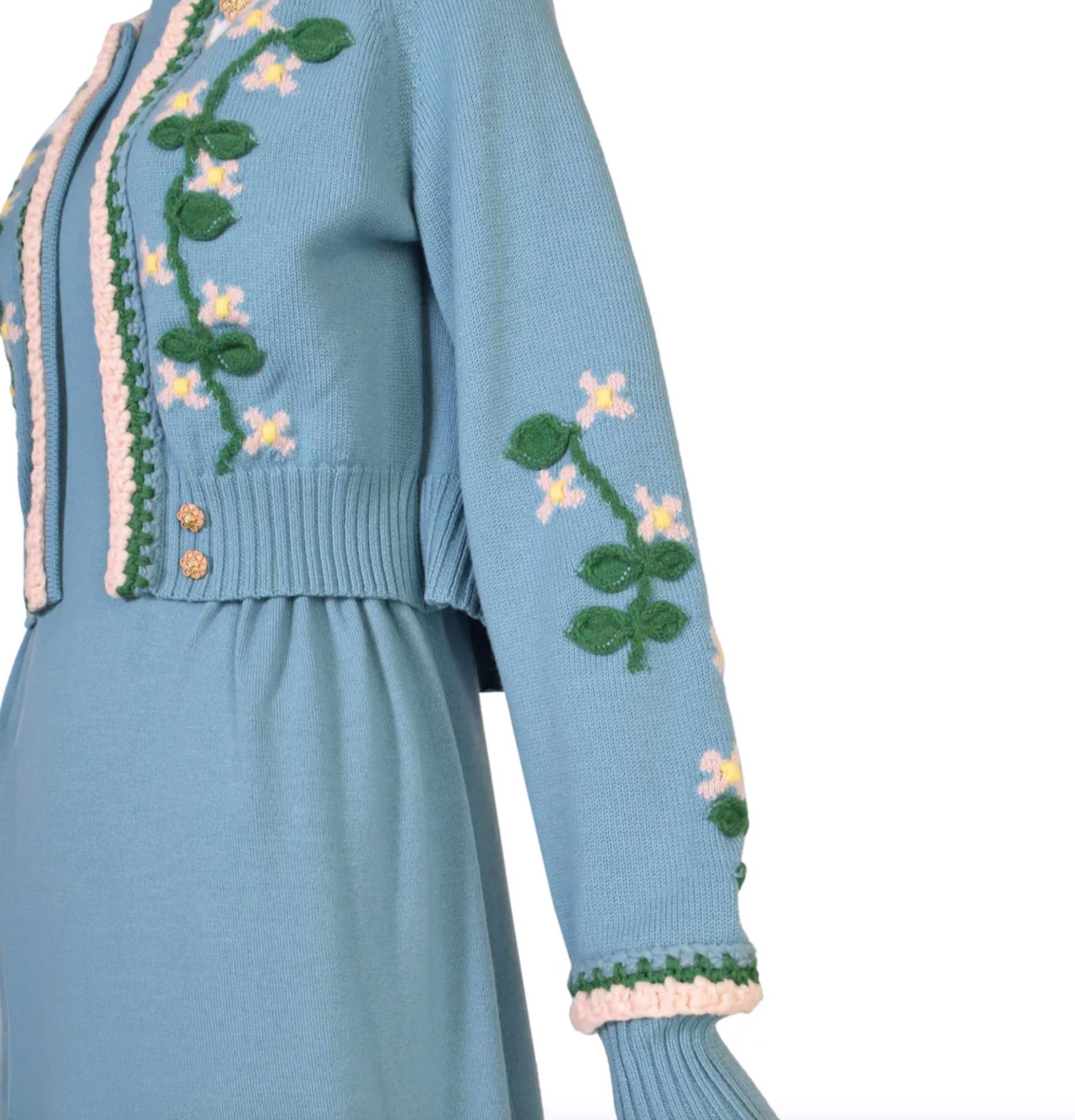 CHANEL Rarest Paris / Salzburg Blaues Edelweißkleid 4