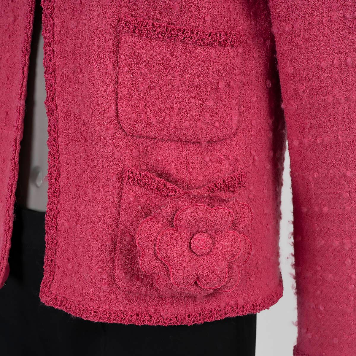 CHANEL raspberry wool 2009 09A CAMILLA FOUR POCKET TWEED Jacket 40 M For Sale 3