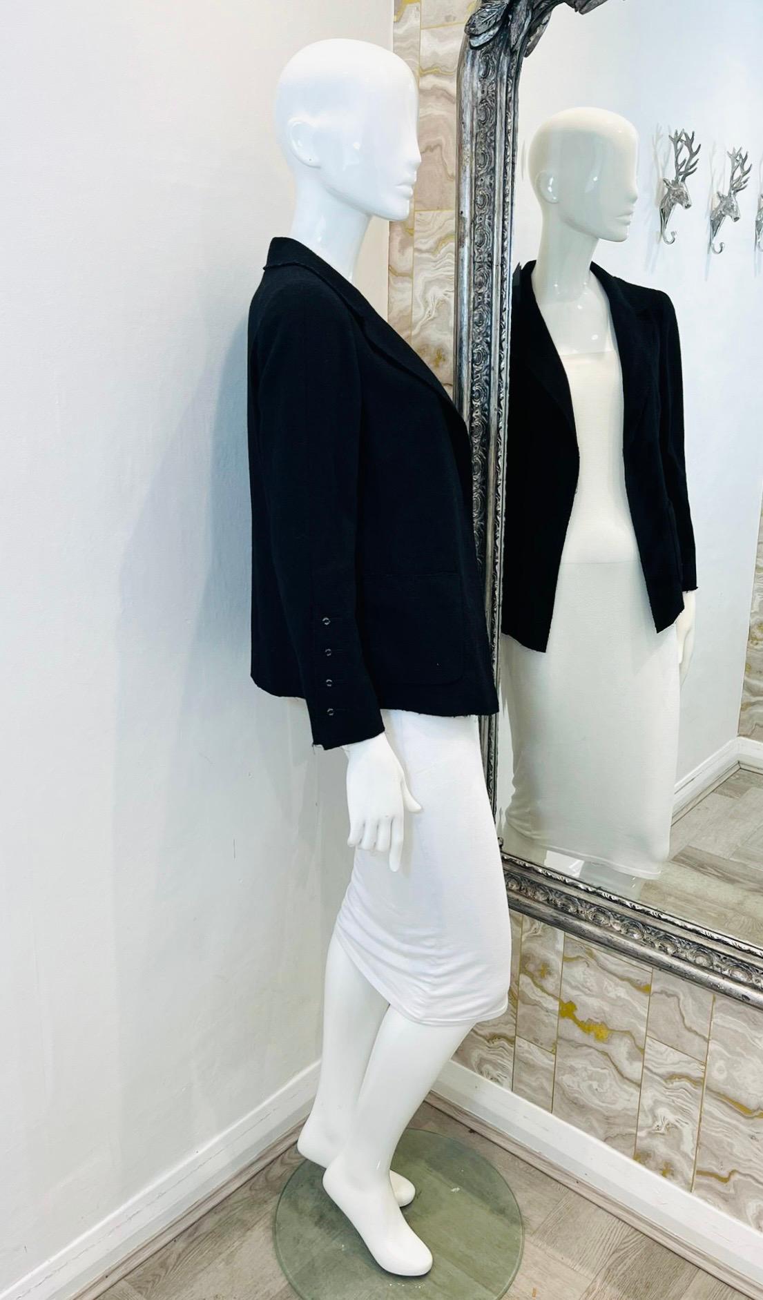 Nero Giacca Chanel in lana con bordi grezzi in vendita