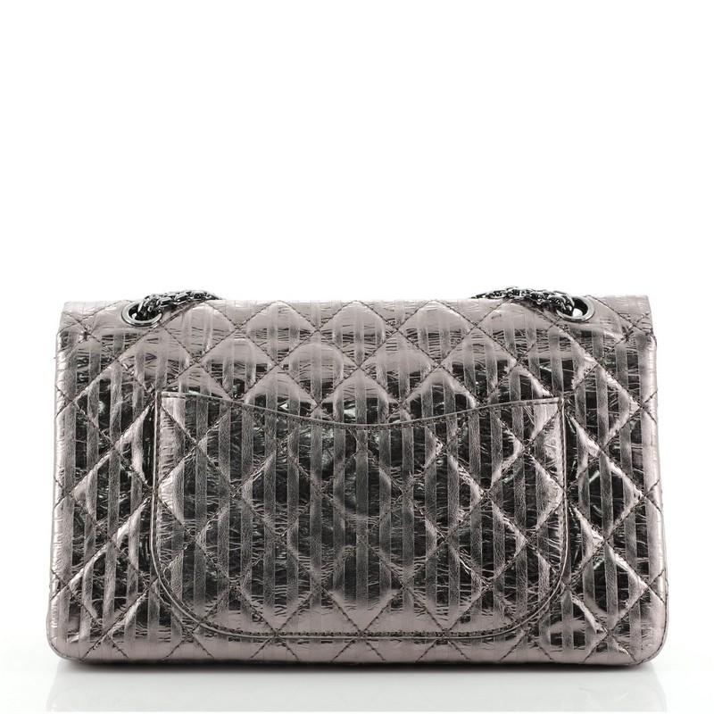 Chanel Rayures Reissue 2.55 Klappentasche aus gestepptem:: metallic gealtertem Kalbsleder 226 im Zustand „Gut“ in NY, NY