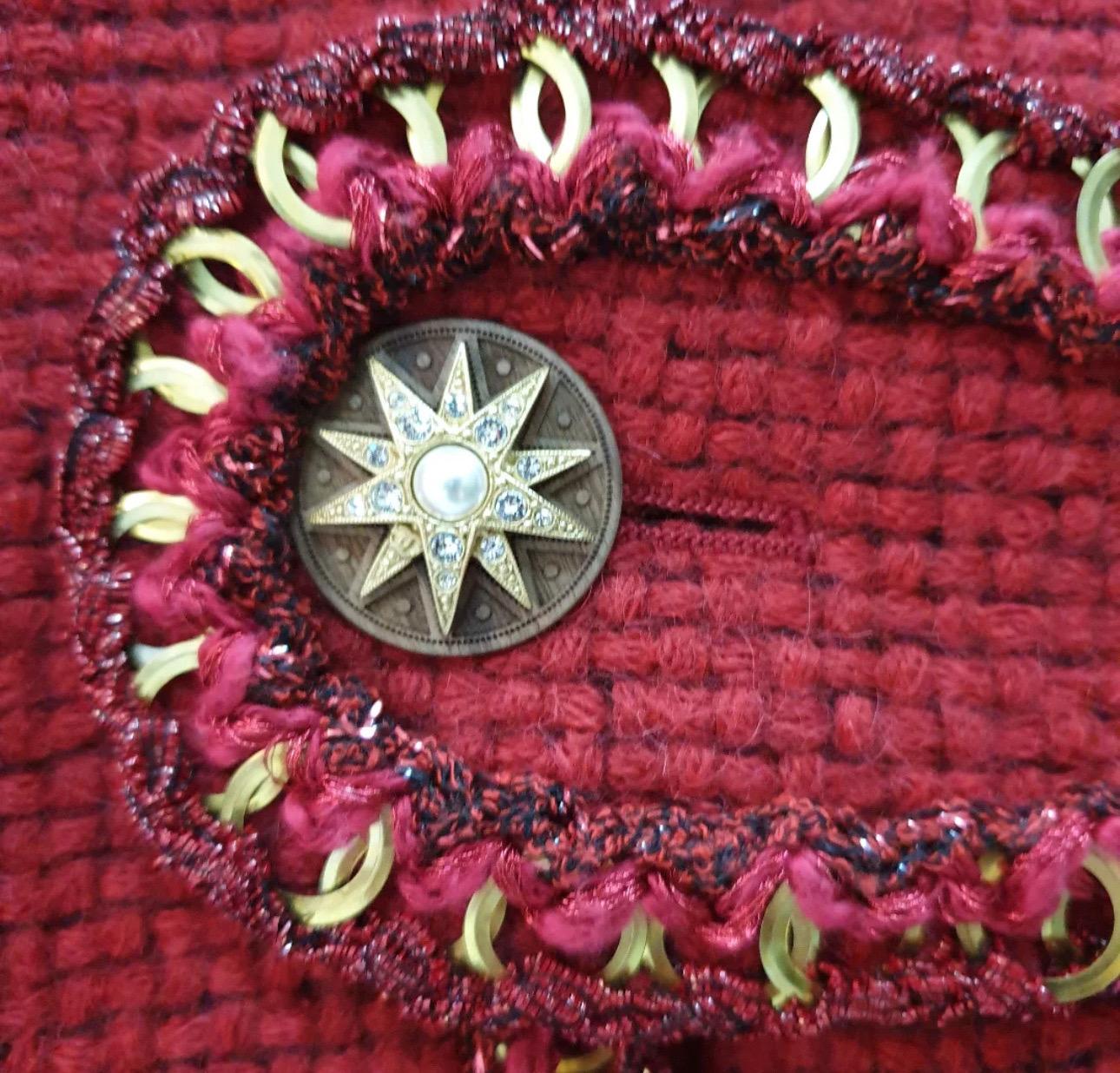 CHANEL RED 2015 SALZBURG CHAIN TRIM Mantel  Sz.46 im Angebot 6