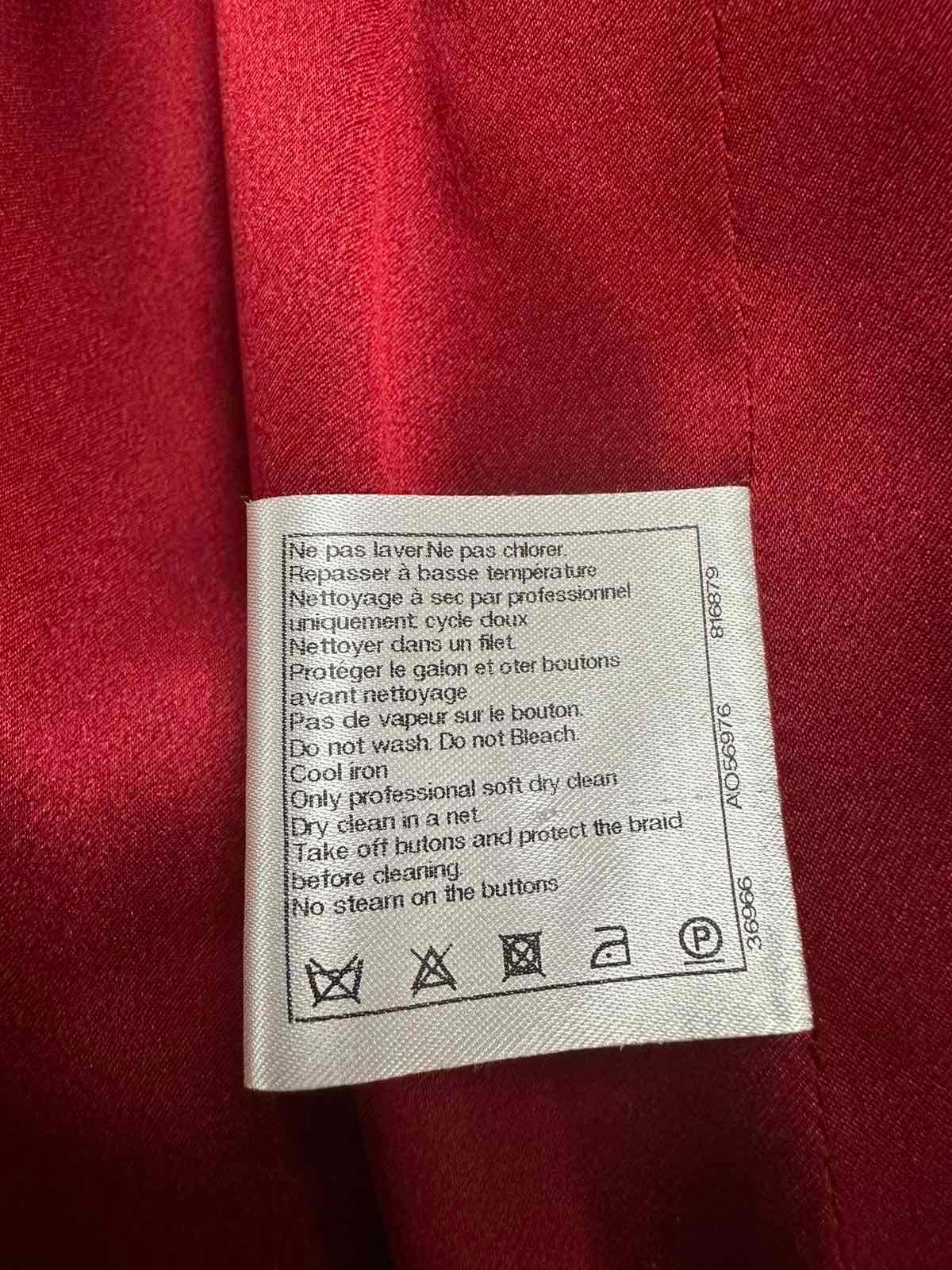 CHANEL RED 2015 SALZBURG CHAIN TRIM Mantel  Sz.46 im Angebot 1