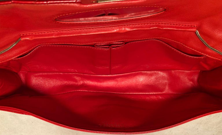 Chanel Red 2.55 Reissue Quilted Patent Leather East/West Clutch at ...