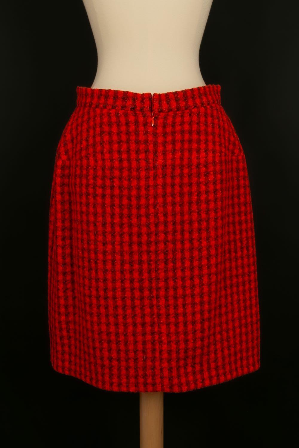 Tailleur jupe rouge et noire Chanel automne-hiver 1990/91 en vente 6