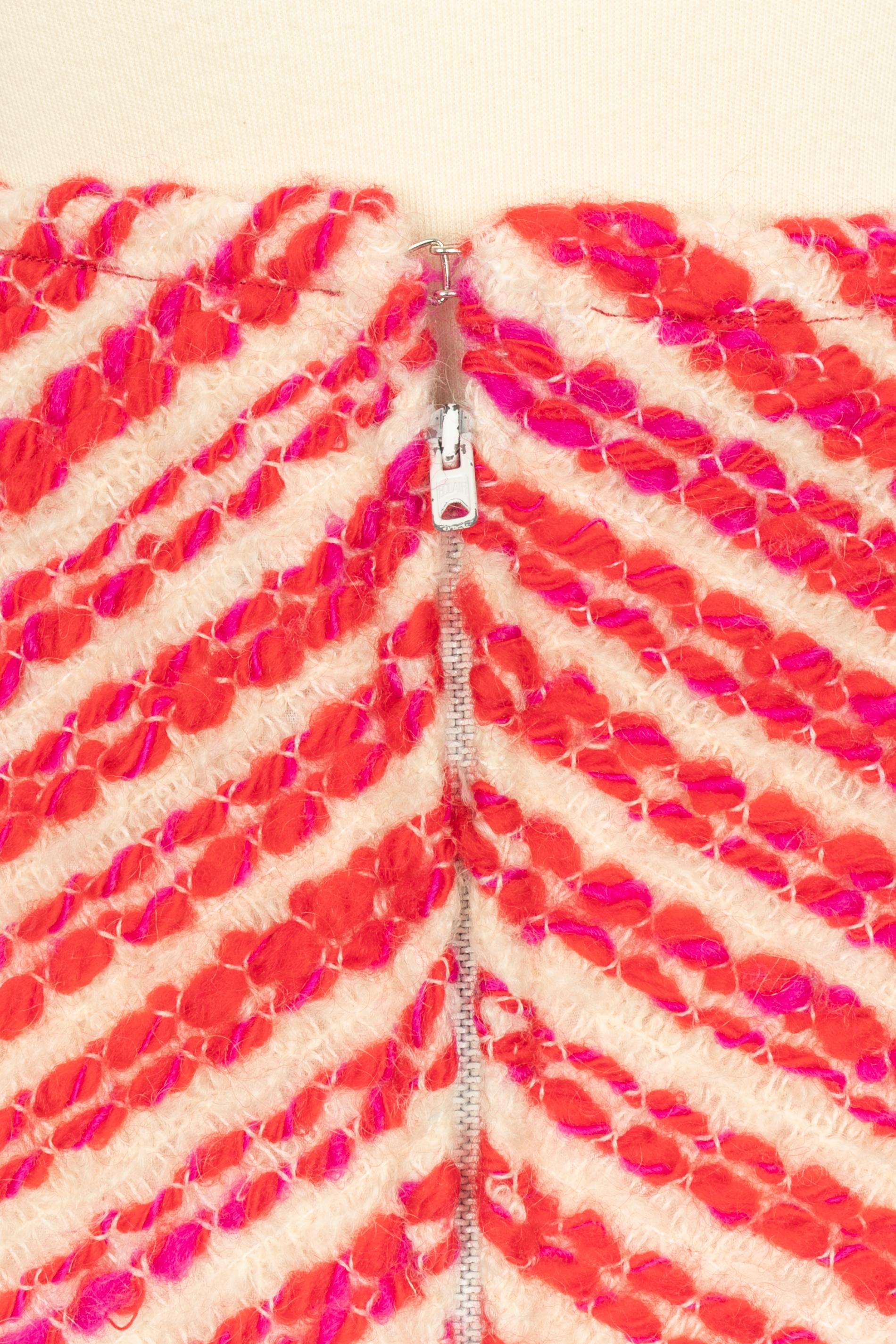 De las mujeres Traje rojo y blanco Chanel Alta Costura en venta