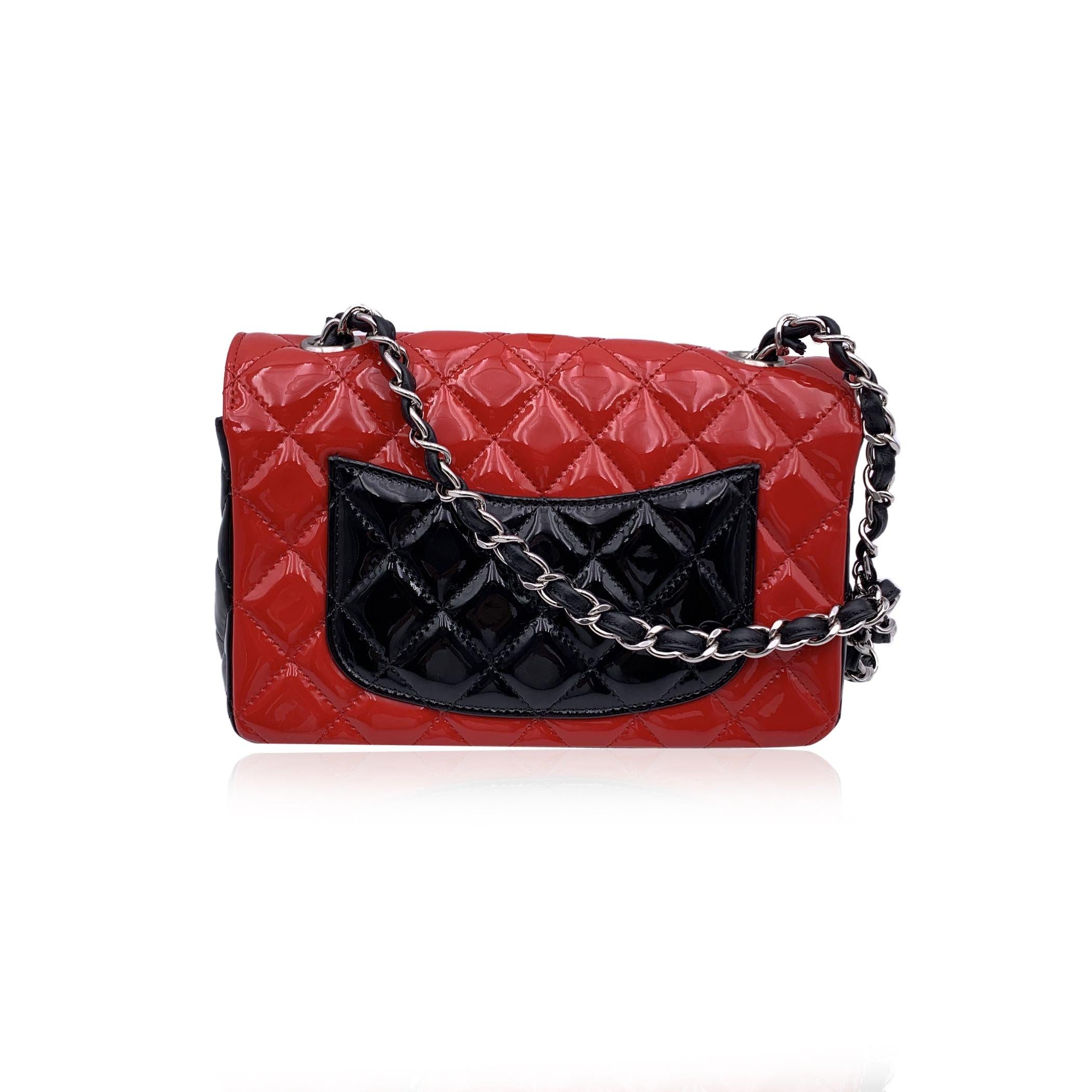 Chanel Red Black Quilted Patent Leather Mini Classic Shoulder Bag In Excellent Condition For Sale In Rome, Rome
