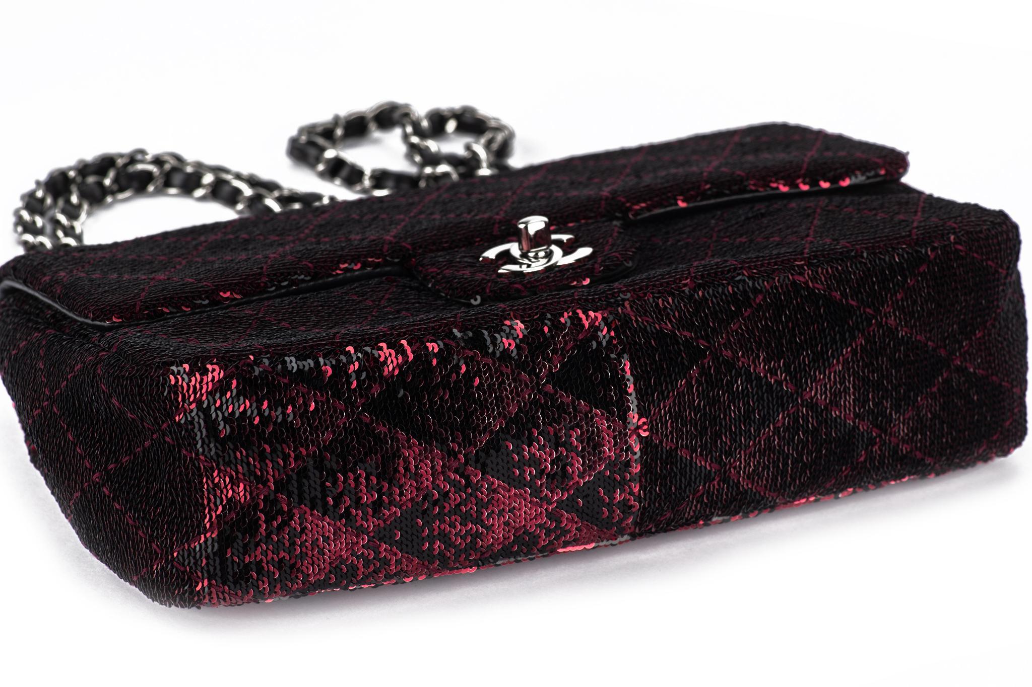 Chanel Red Black Sequins Single Flap Bag For Sale 2