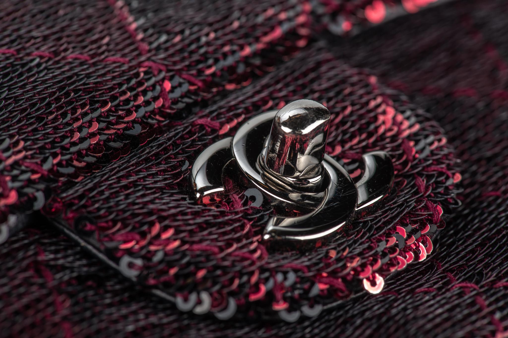 Chanel Red Black Sequins Single Flap Bag For Sale 4