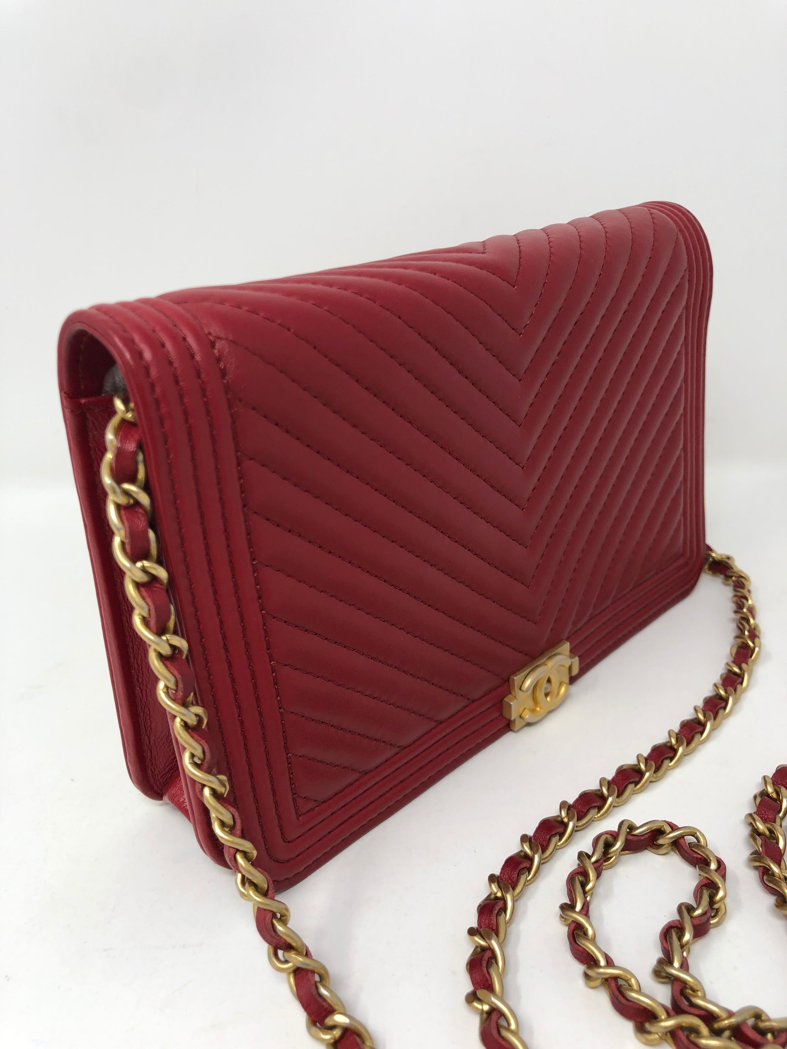 Chanel Red Boy Wallet On A Chain Bag In Excellent Condition In Athens, GA