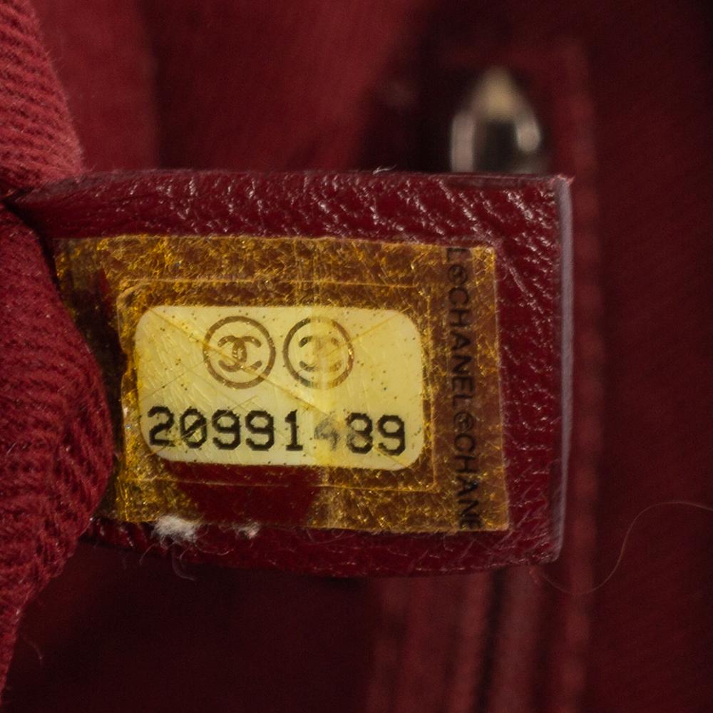 Women's Chanel Red Canvas Medium Deauville Tote
