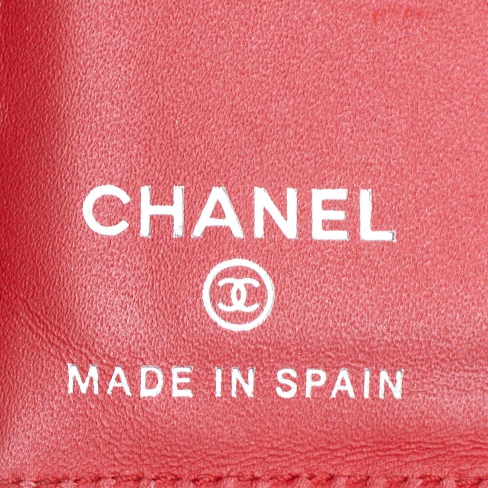 Chanel Red Caviar Leather CC Bifold Card Case 4