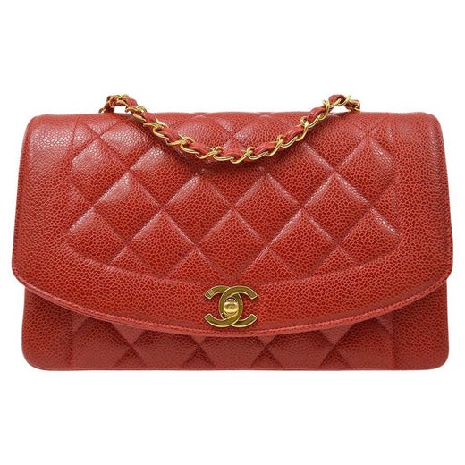 CHANEL White Caviar Leather Small Diana Gold Hardware Shoulder Flap Bag For  Sale at 1stDibs