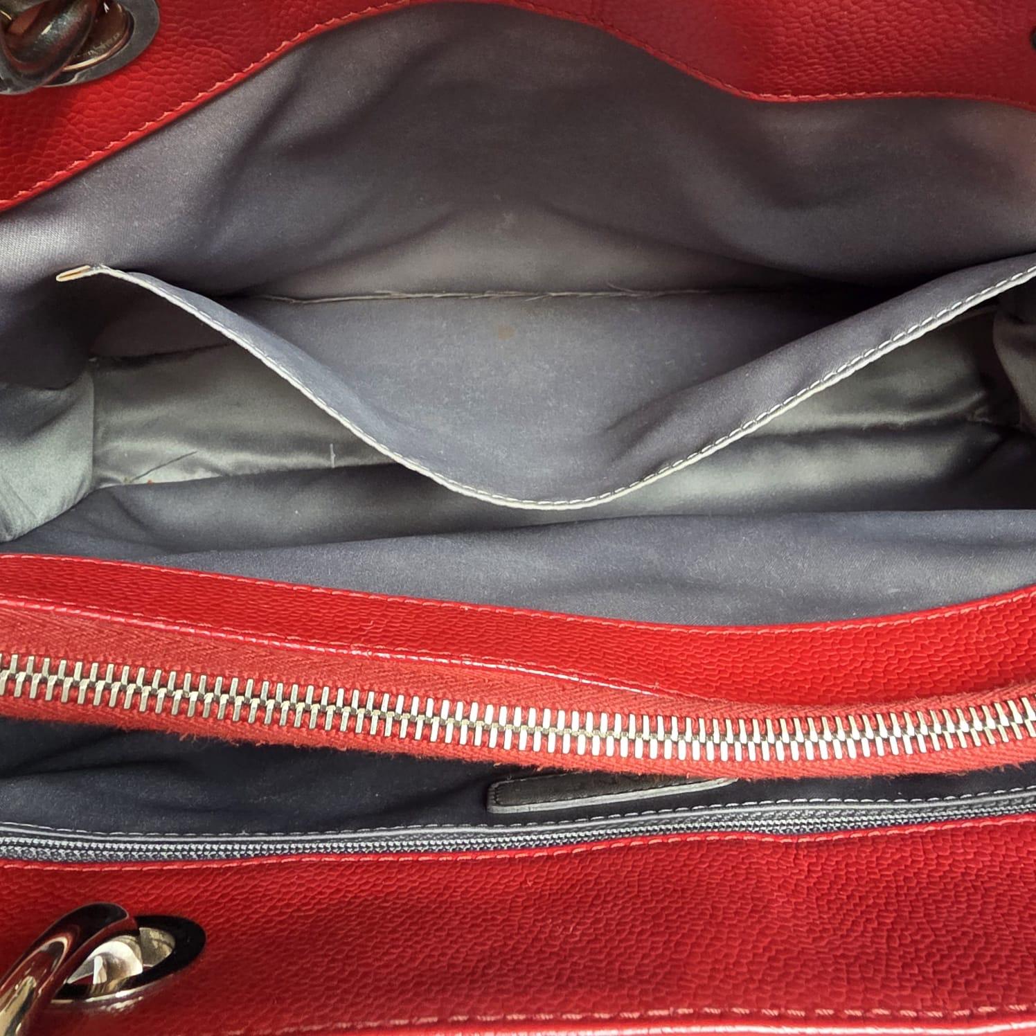 Chanel Red Caviar Leather GST Bag For Sale 10
