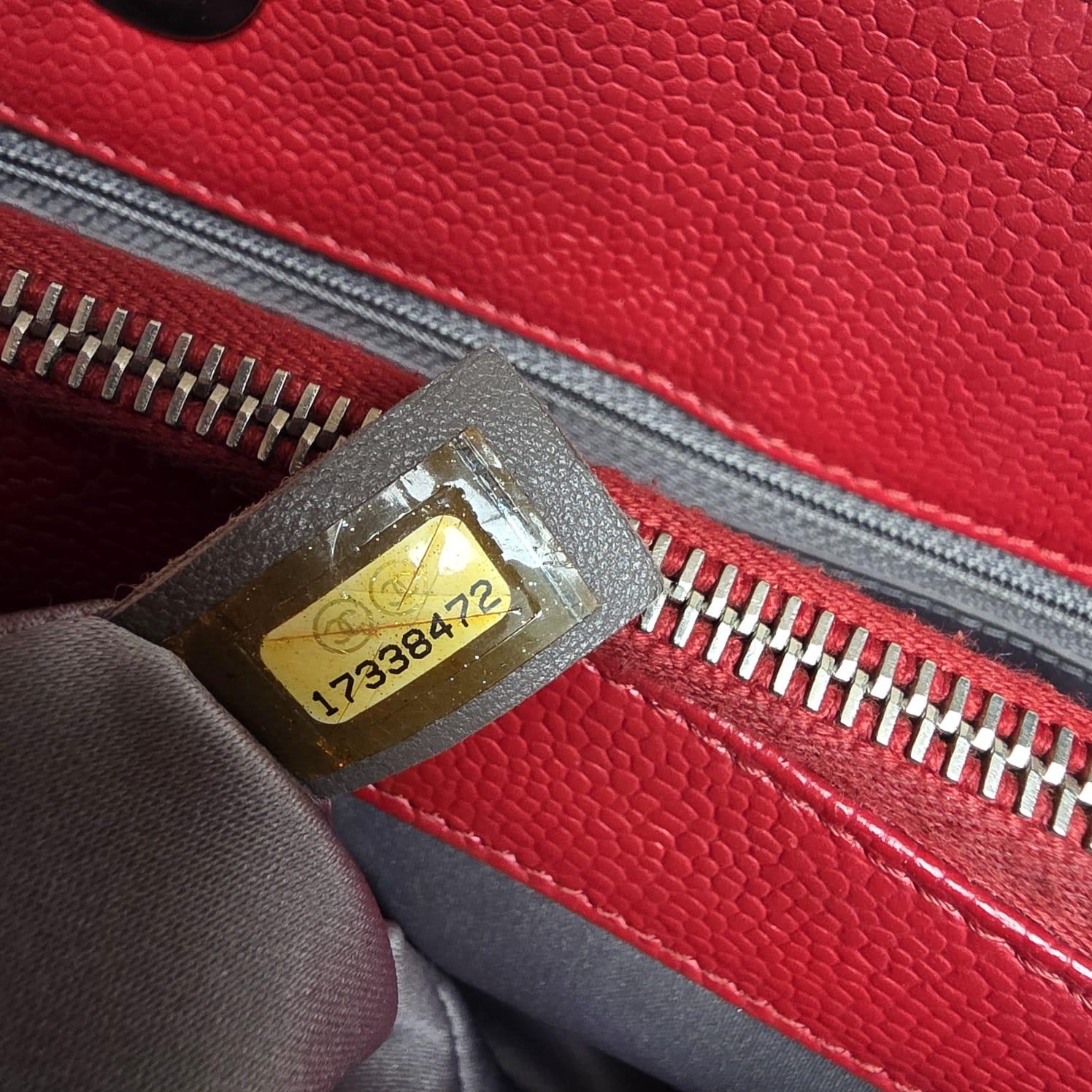Chanel Red Caviar Leather GST Bag For Sale 12