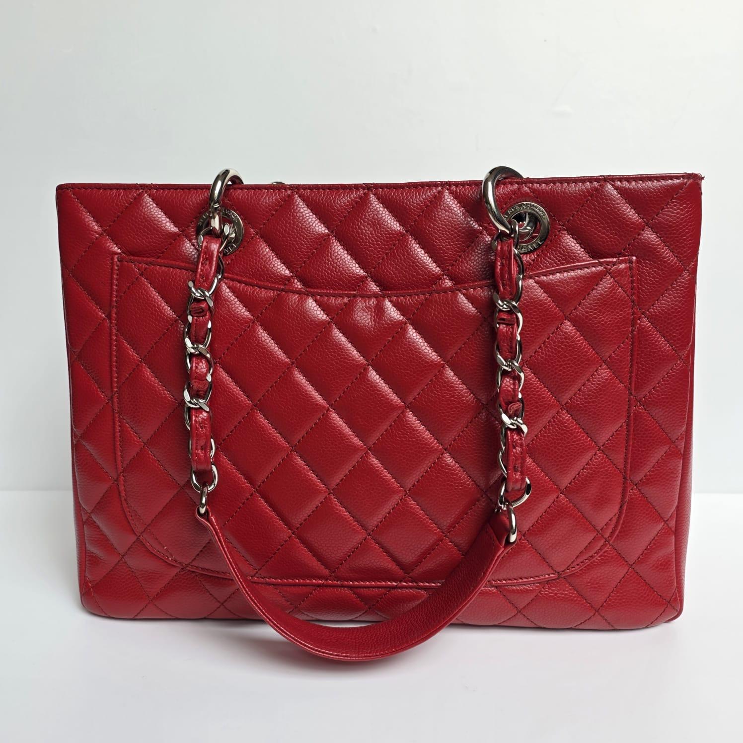 Women's Chanel Red Caviar Leather GST Bag For Sale