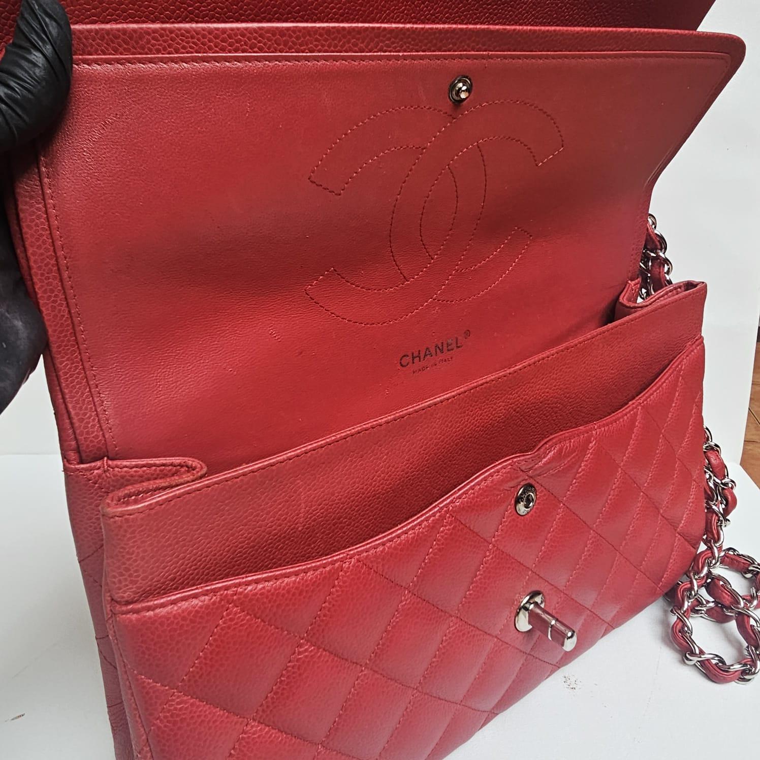 Chanel Bolso Jumbo Doble Solapa Piel Caviar Rojo en venta 6