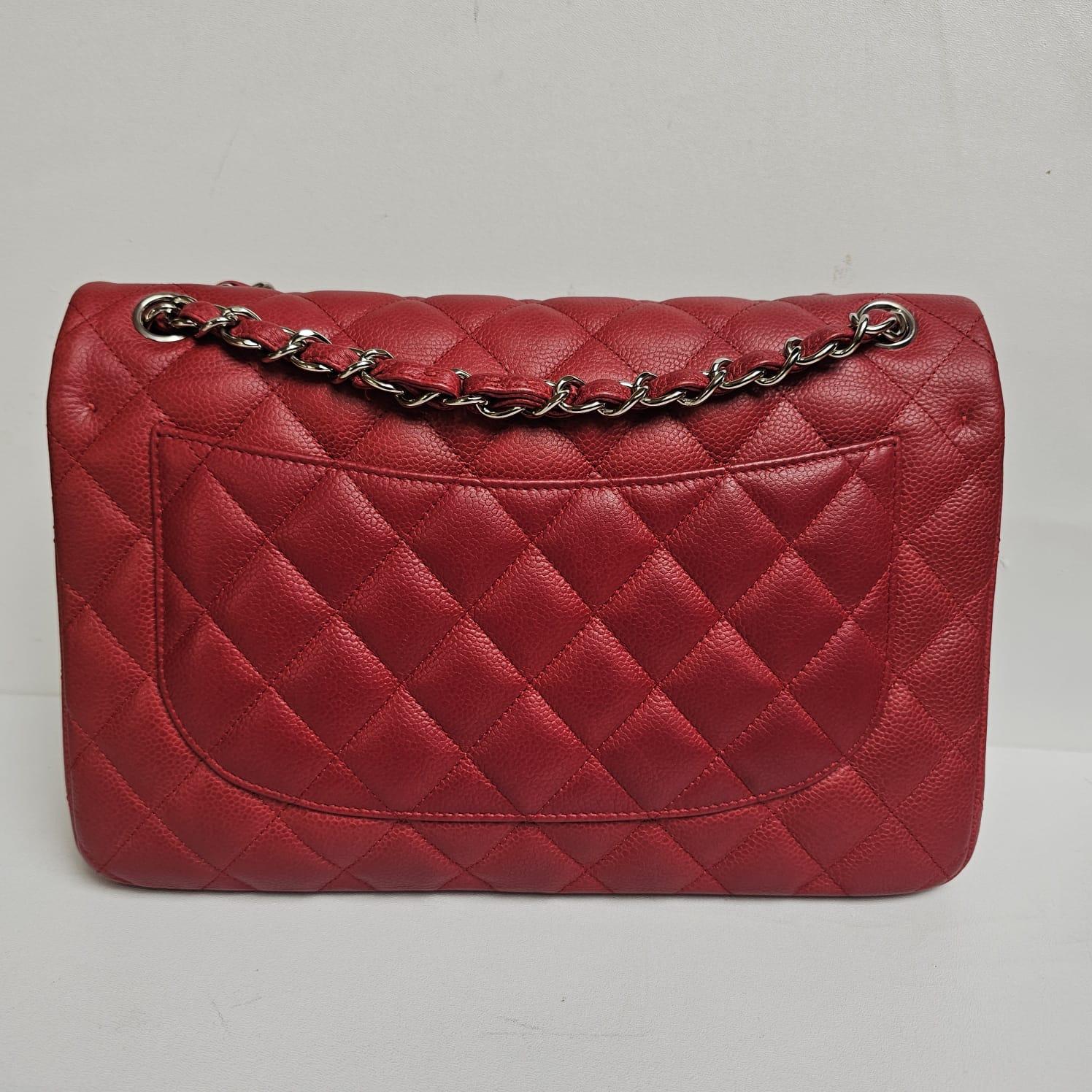 Chanel Bolso Jumbo Doble Solapa Piel Caviar Rojo en venta 9