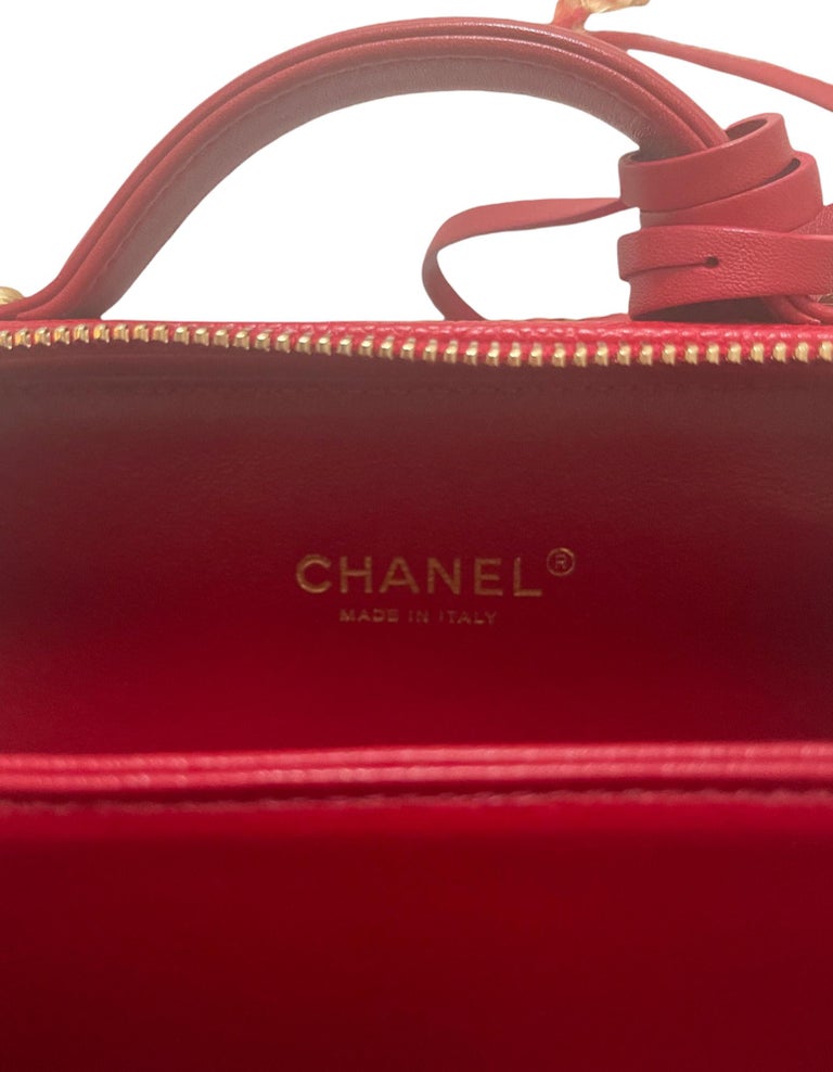 Chanel Red Caviar Leather Quilted Small CC Filigree Vanity Case Crossbody  Bag at 1stDibs