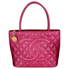Chanel Rotes Kaviar Medaillon Shopper Henkeltasche