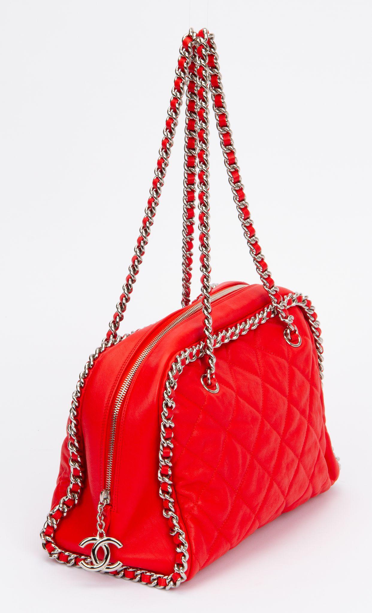 Chanel red Lambskin mint chain around shoulder zipped bag with silver tone hardware. Collection 15. Includes original key holder, card and dust cover.