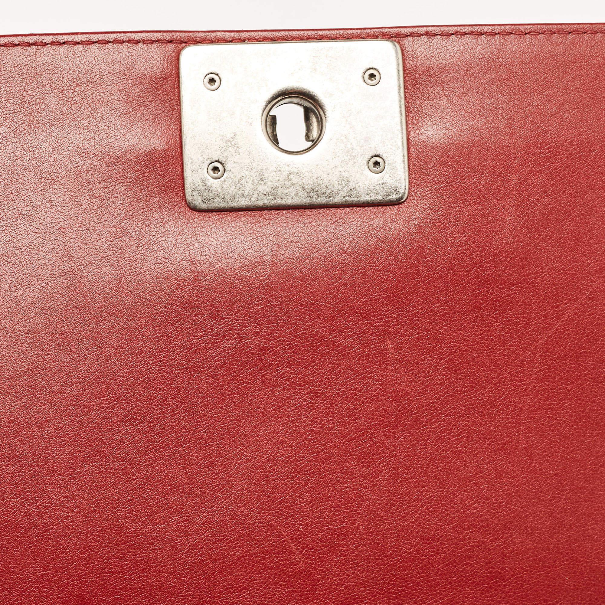 Women's Chanel Red Chevron Leather Medium Boy Bag