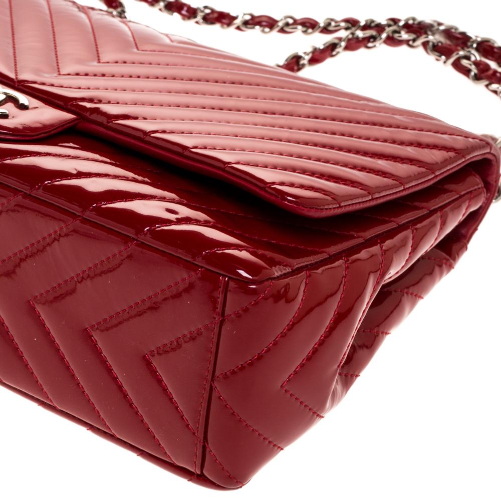 Women's Chanel Red Chevron Patent Leather Maxi Classic Single Flap Bag