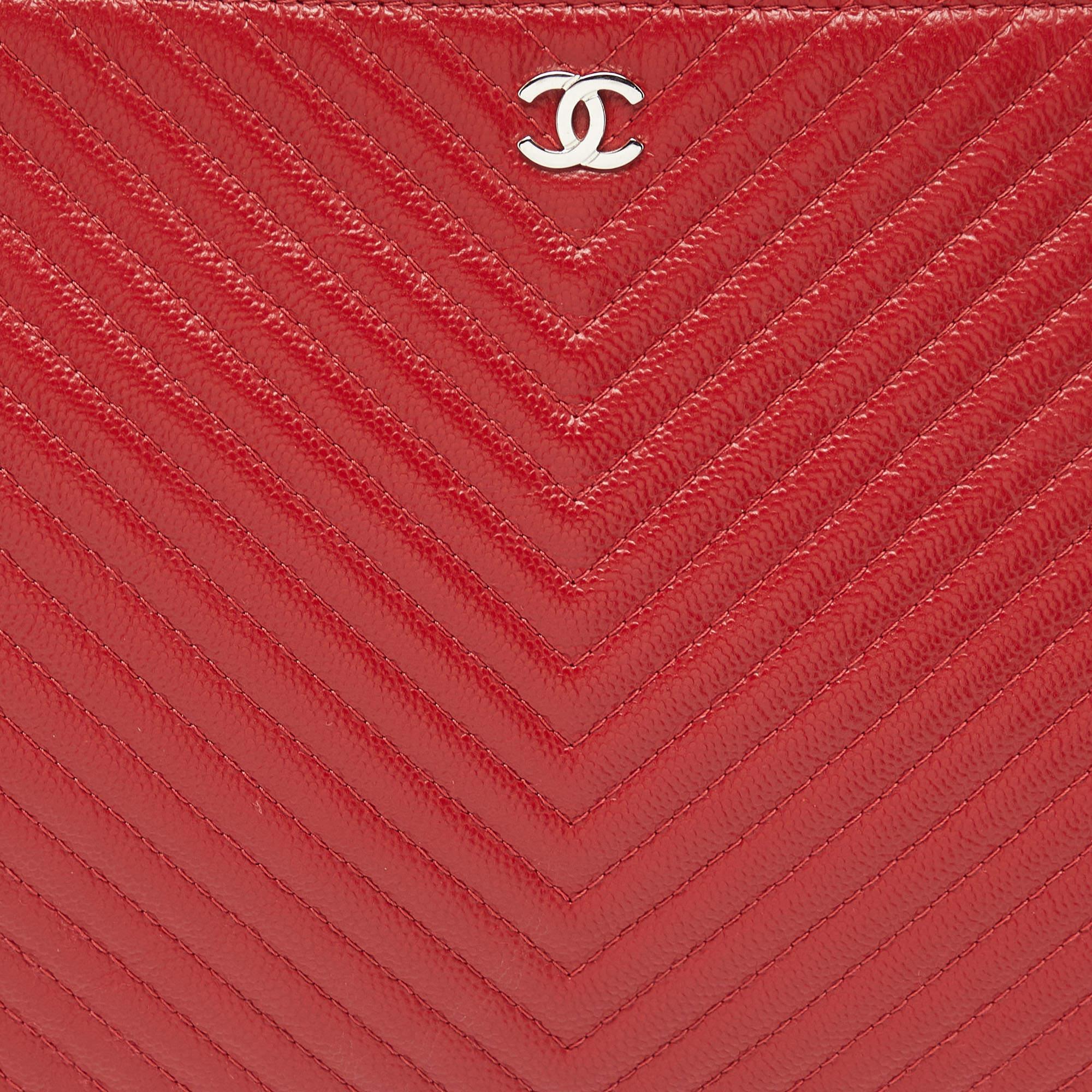 Chanel Red Chevron Quilted Caviar Leather Medium O'Case Pouch 6