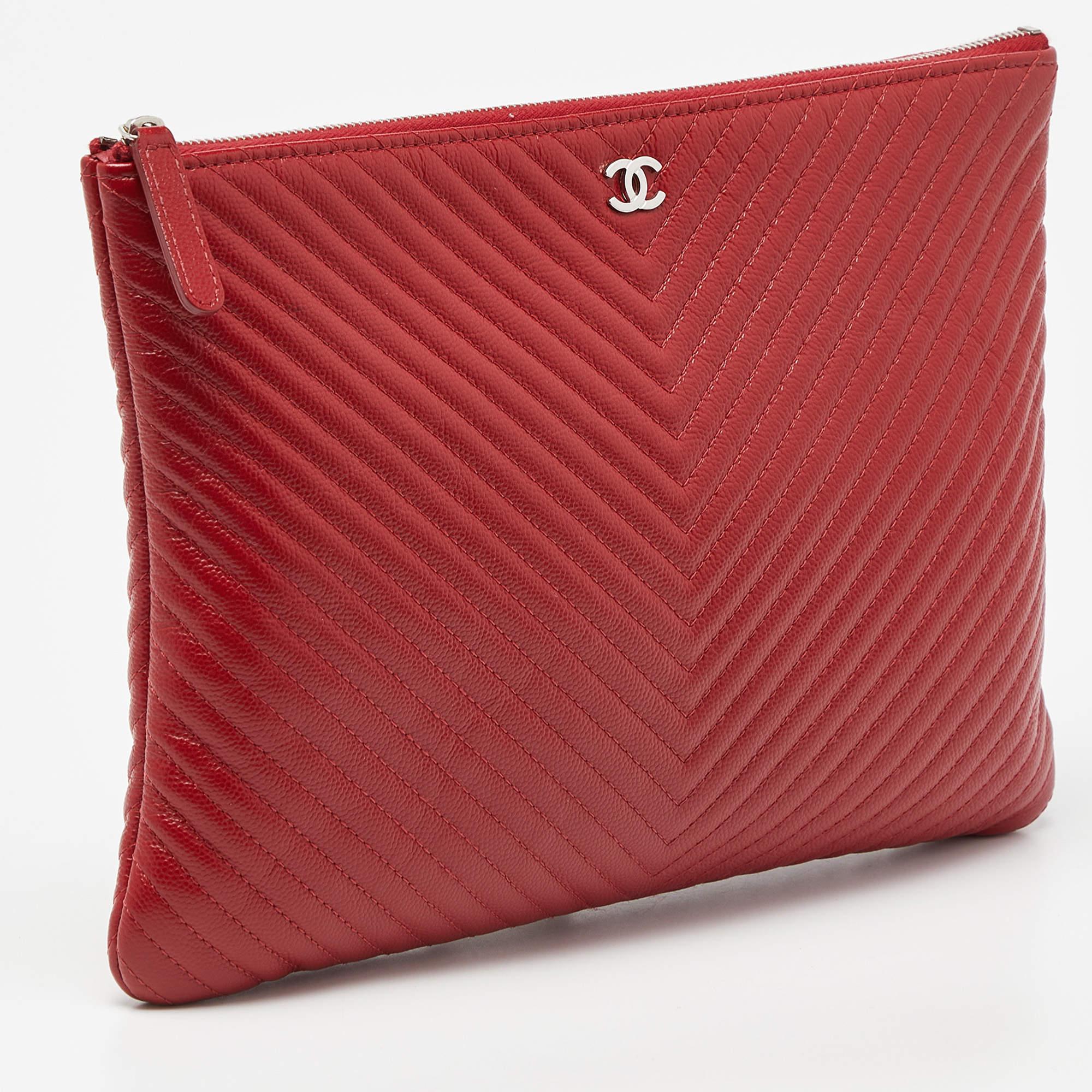 Women's Chanel Red Chevron Quilted Caviar Leather Medium O'Case Pouch