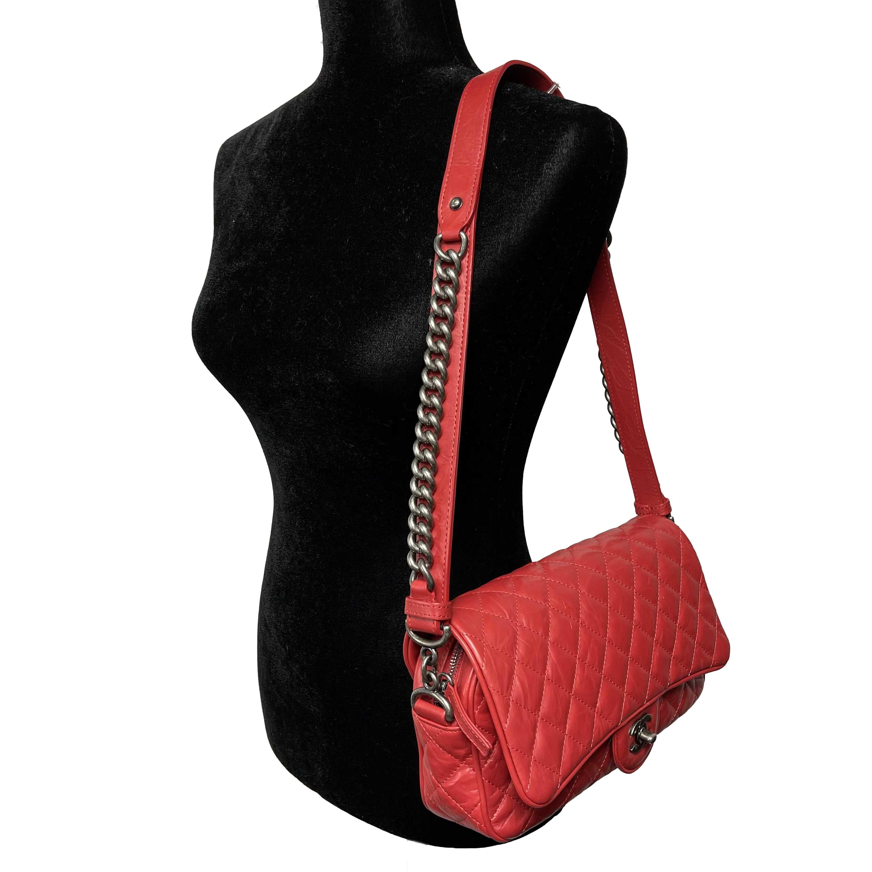 CHANEL Red Crinkled Leather Boy Chain Flap Bag / Silver-Aged  Shoulder Bag 6