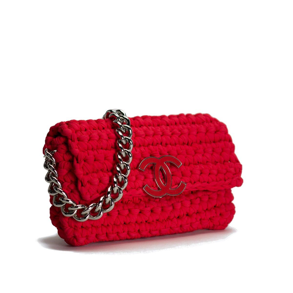 Chanel Red Cruise Crochet Logo Flap Bag In Good Condition For Sale In Miami, FL
