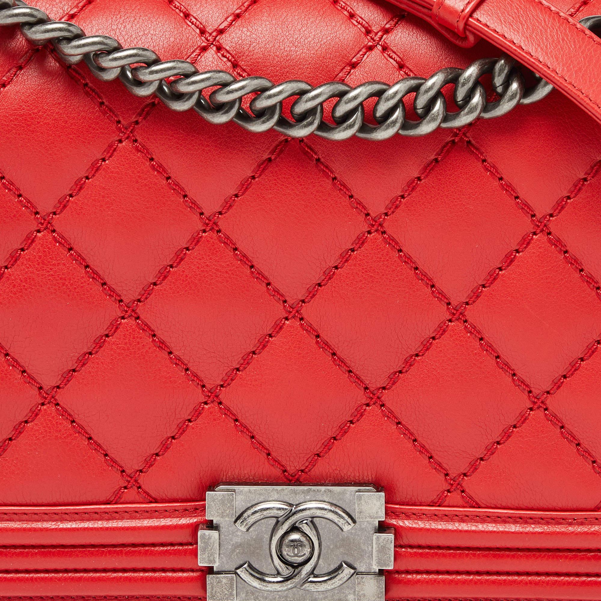 Women's Chanel Red Diamond Stitch Quilted Leather New Medium Boy Bag