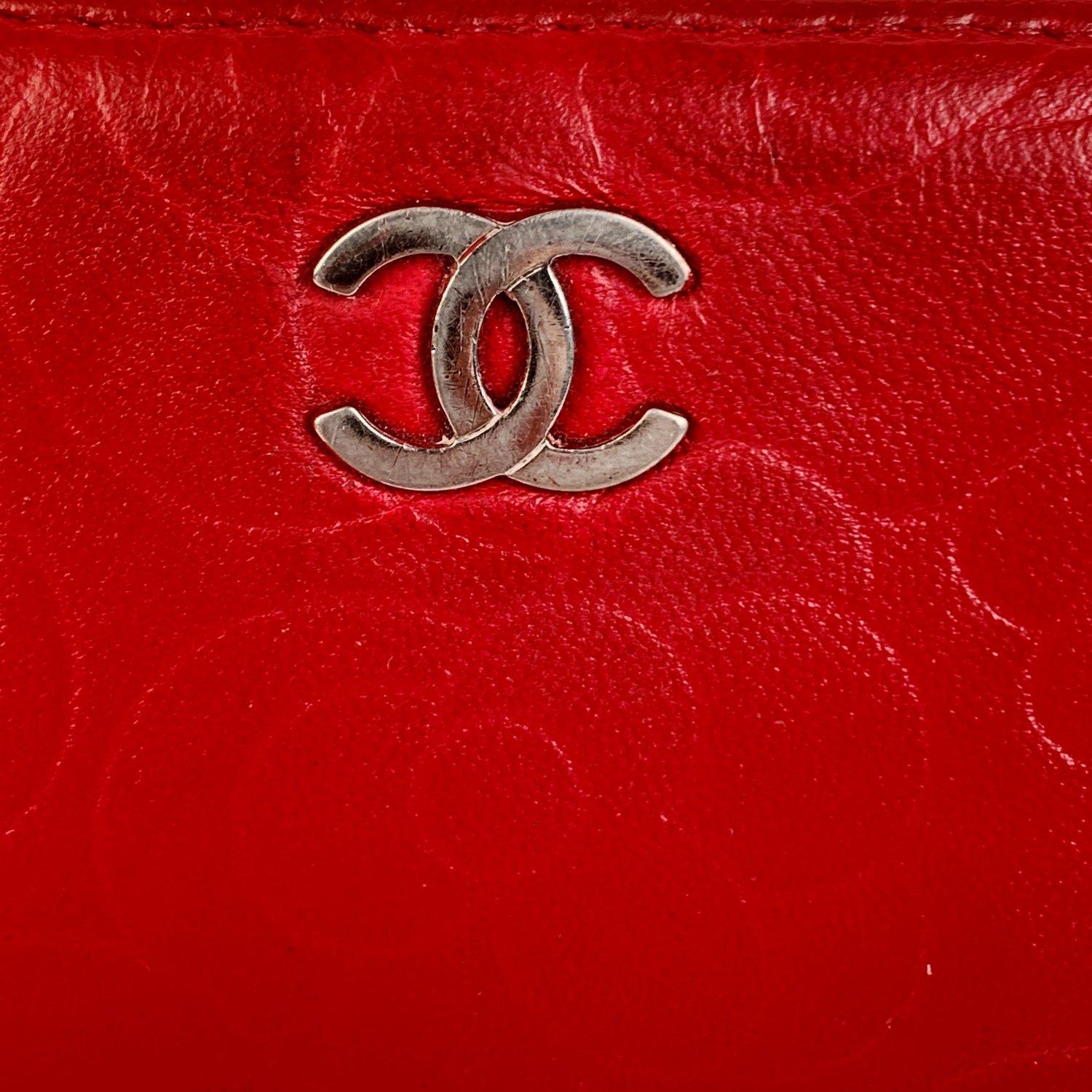chanel camelia wallet