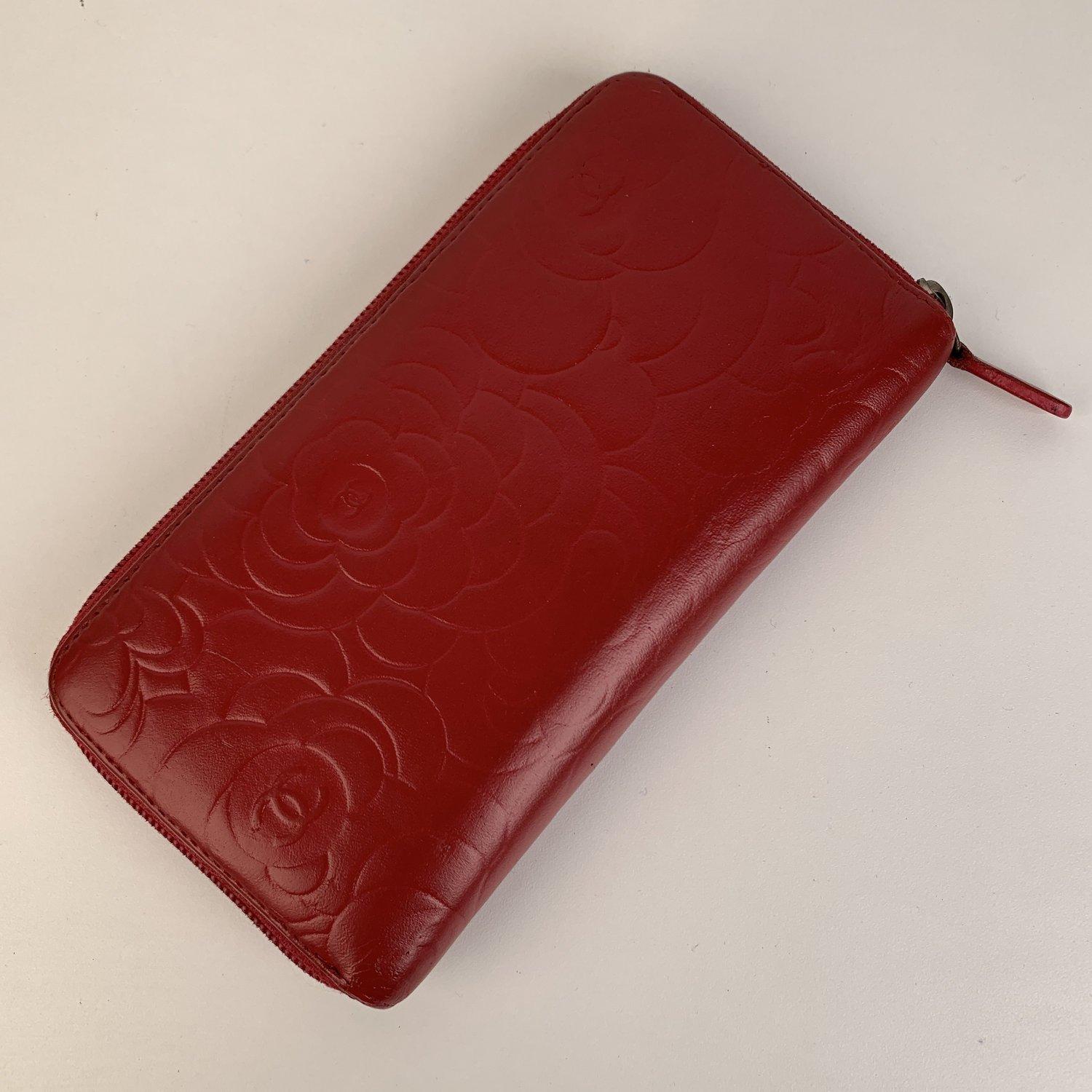 Chanel Red Embossed Leather Camellia Camelia Zip Around Wallet In Good Condition In Rome, Rome
