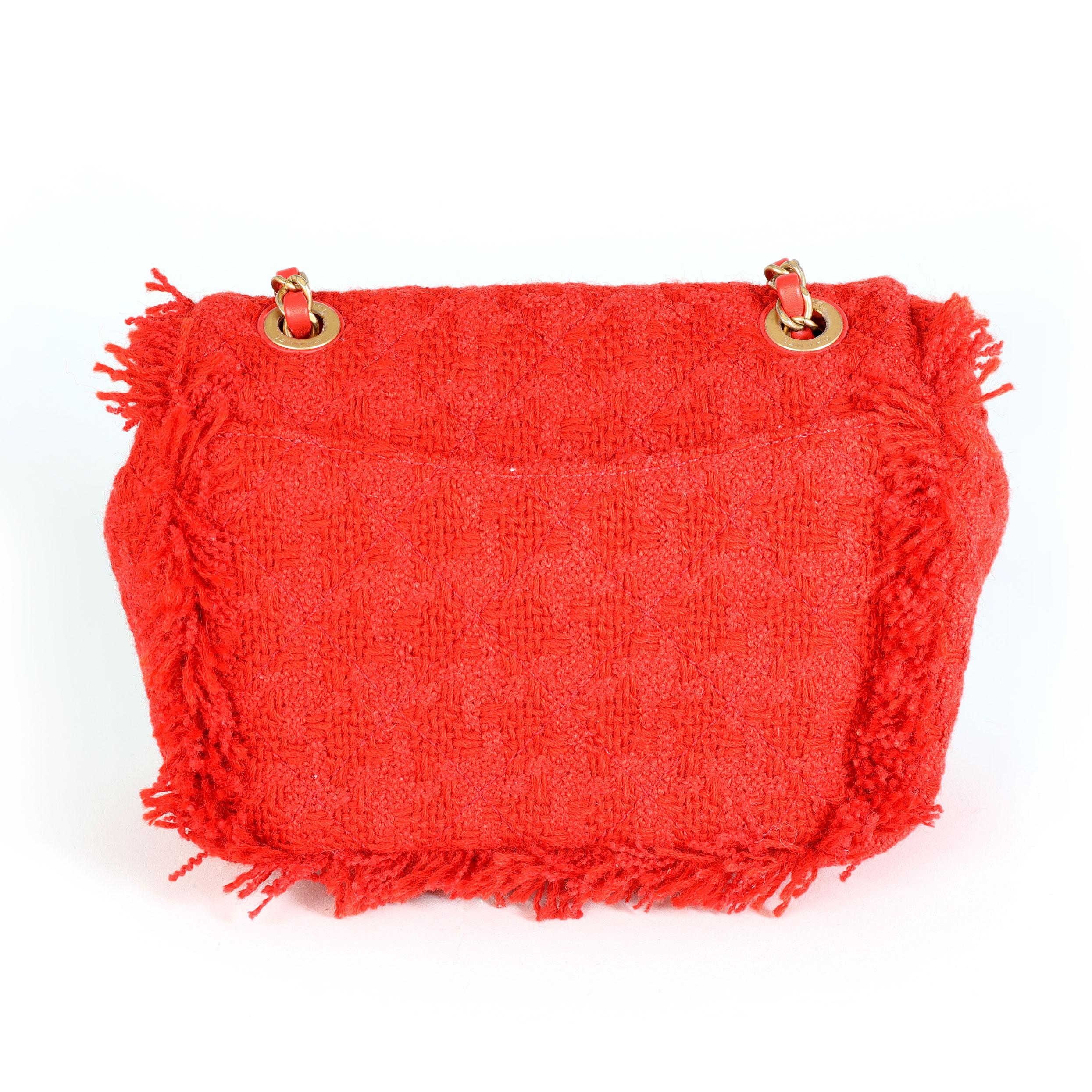 red chanel flap bag