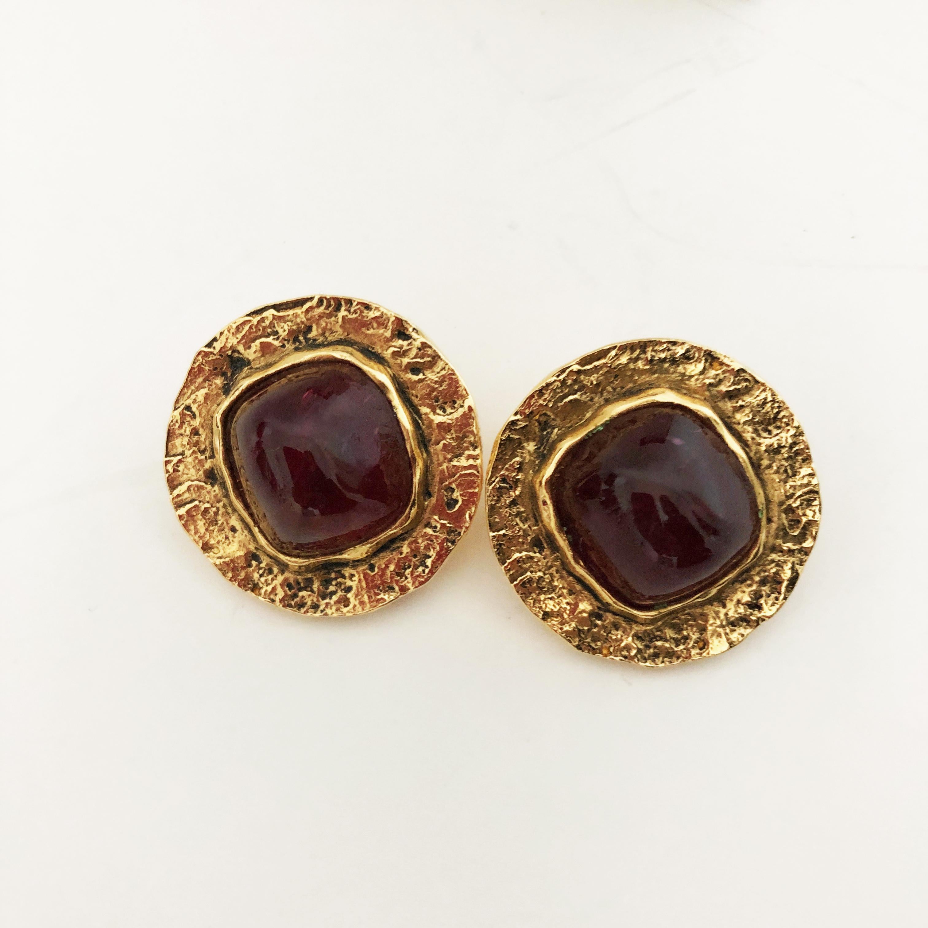 Women's Chanel Red Glass Earrings with Textured Gold Setting Goossens Vintage 70s 
