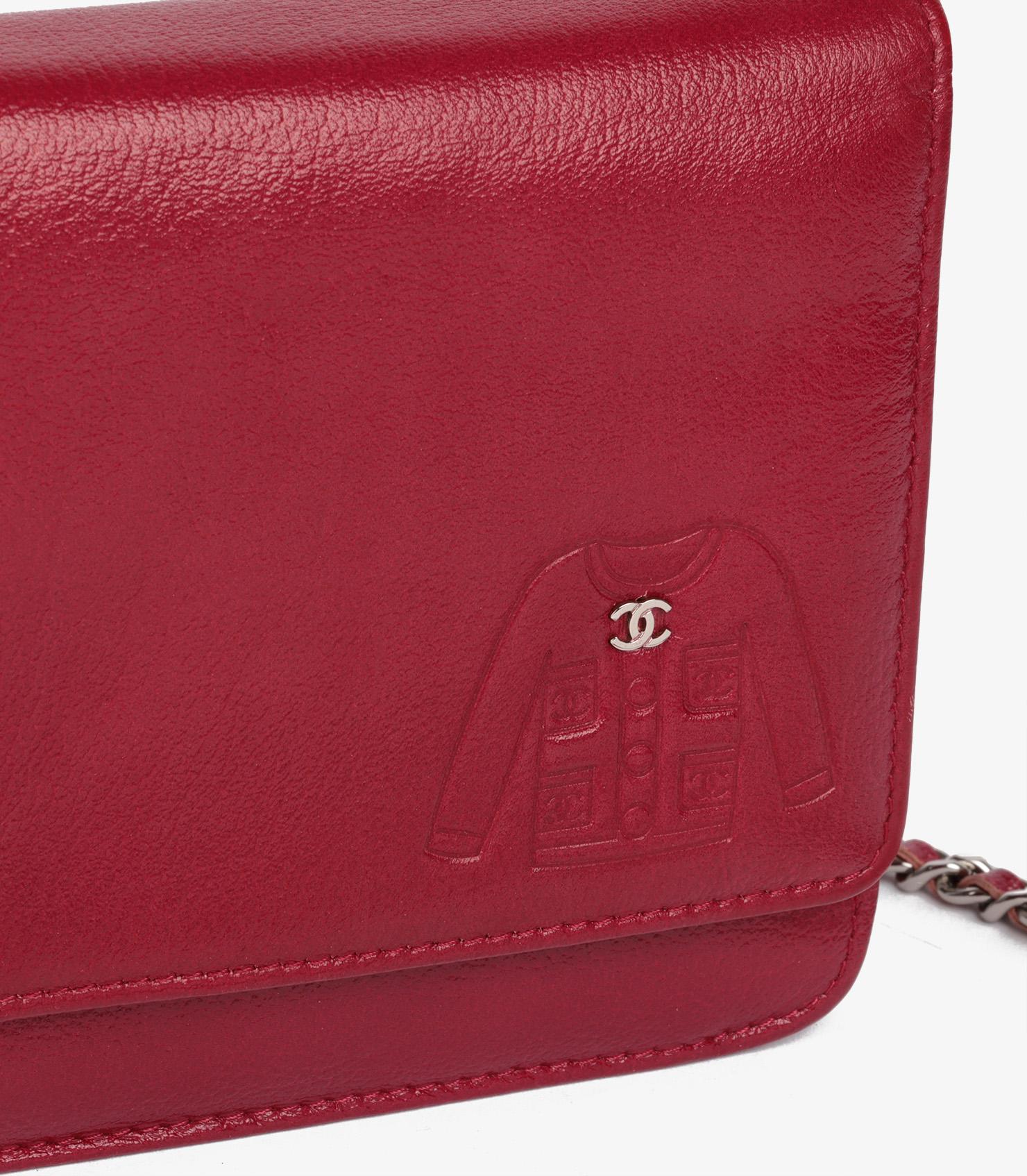 Chanel Rote Mademoiselle-Jacke aus Ziegenleder mit geprägter Brieftasche an Kette WOC aus Leder im Angebot 4