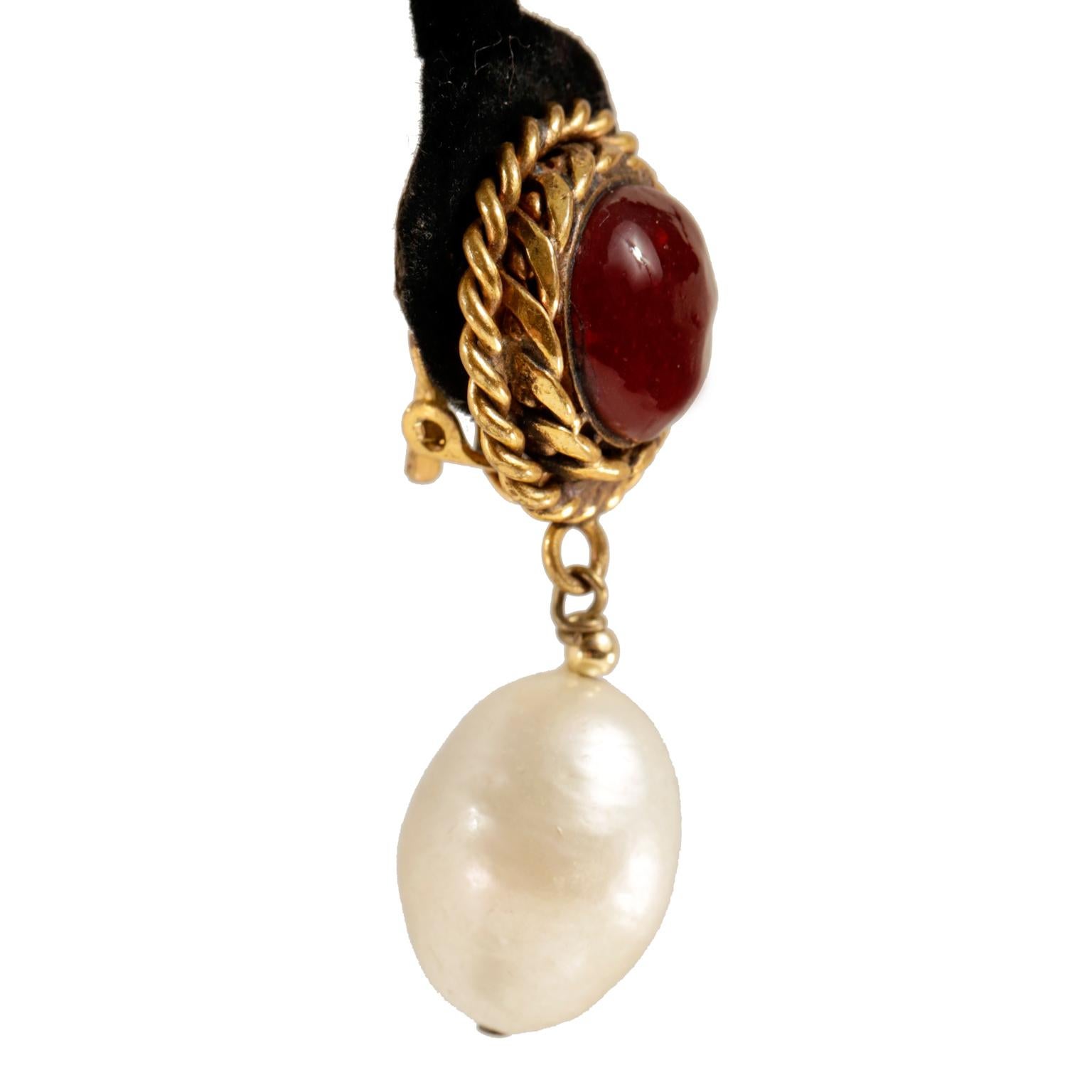 Chanel Red Gripoix and Pearl Clip On Earrings In Excellent Condition In Palm Beach, FL