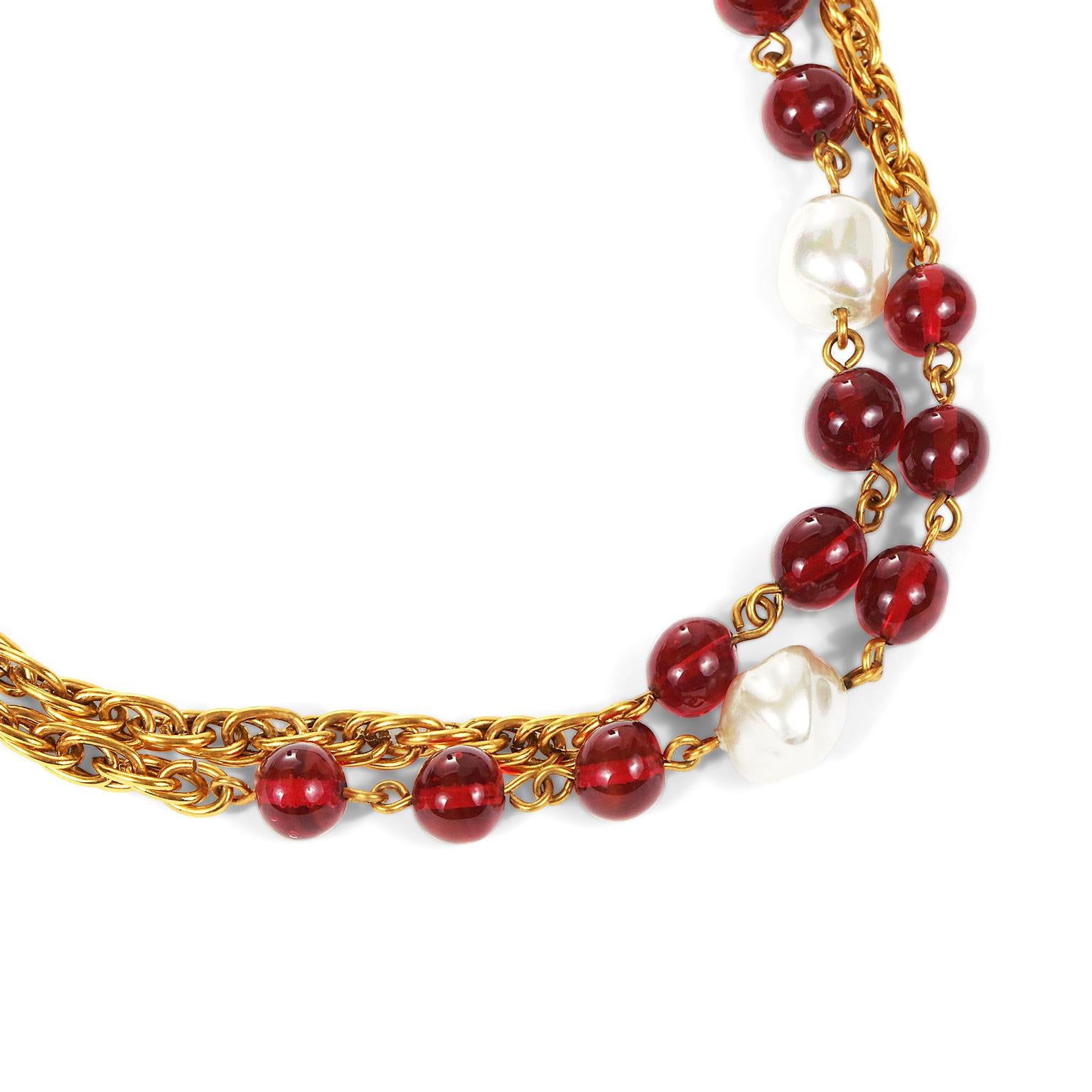 Chanel Red Gripoix and Pearl Long Necklace For Sale 2
