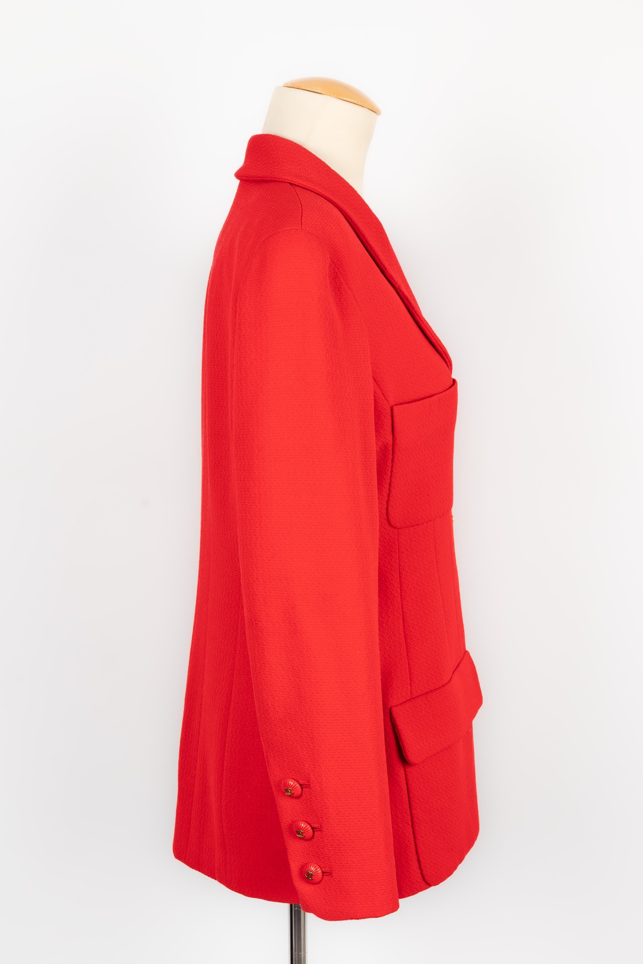 Chanel red jacket Spring-Summer 1993 In Good Condition In SAINT-OUEN-SUR-SEINE, FR